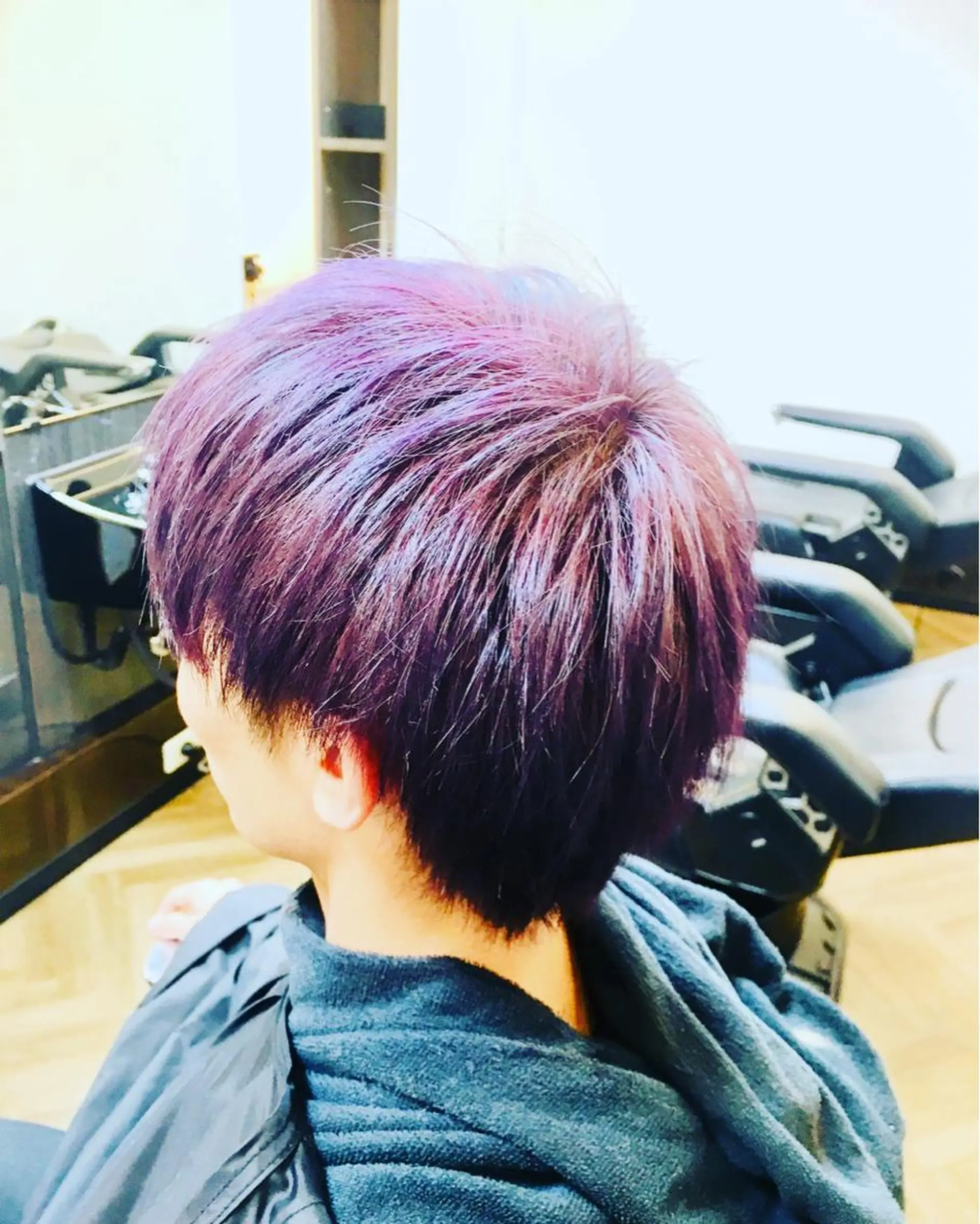 ショート カラー メンズ 岡 康太のヘアスタイル