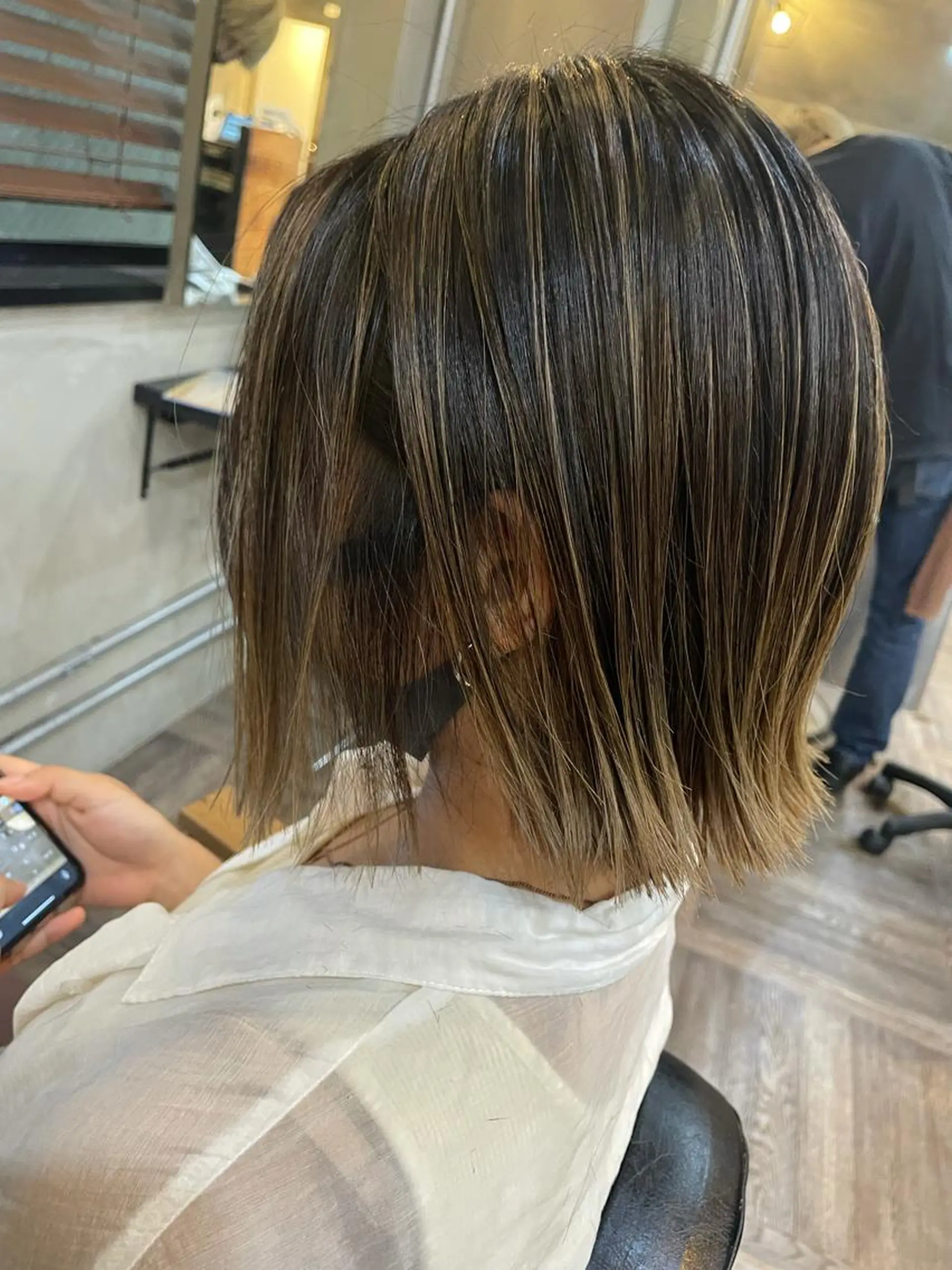 ショート カラー バレイヤージュ ブリーチ レイヤーカット カット ヘアカラー トリートメント La fith 店長 城谷颯人のヘアスタイル