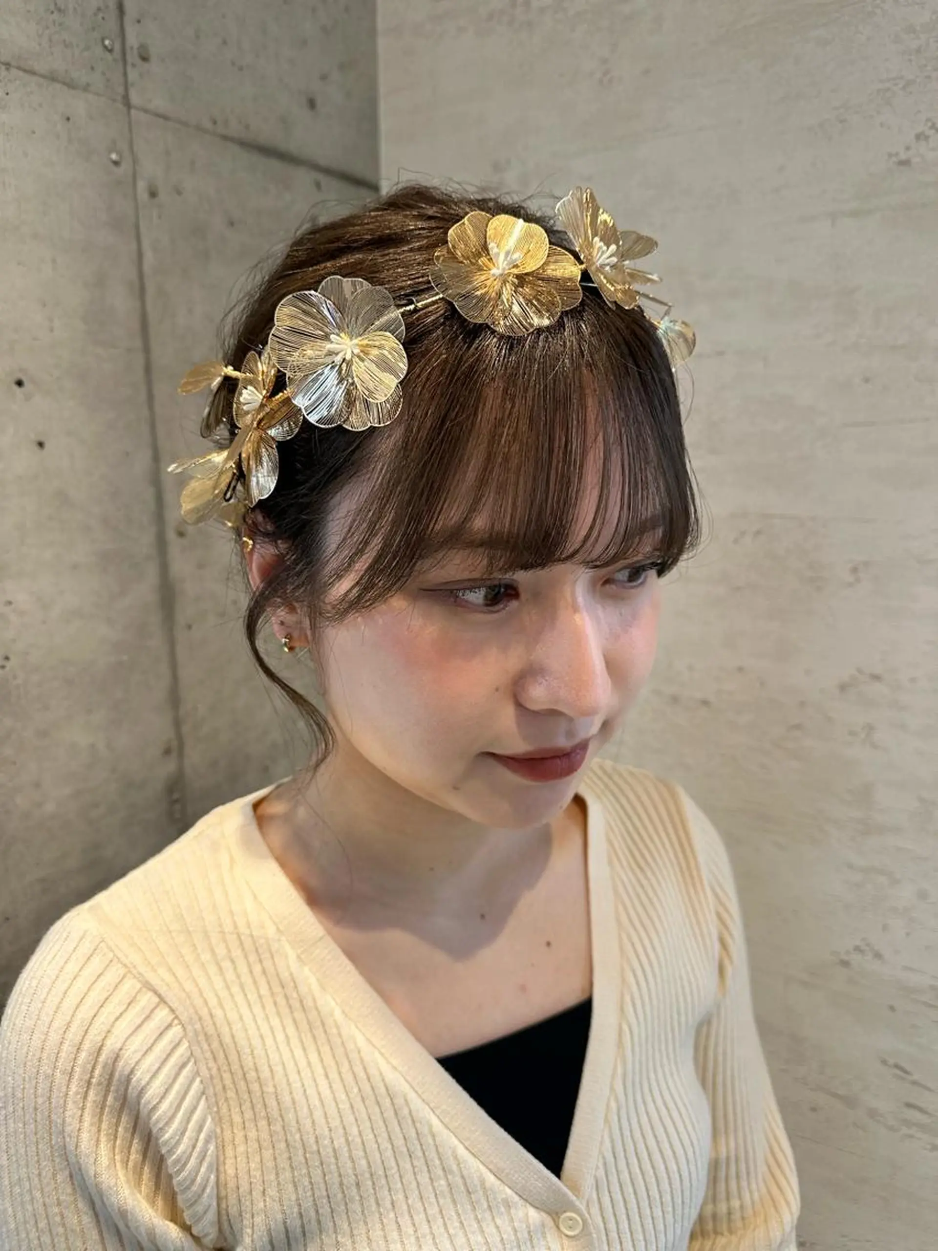 セミロング ヘアアレンジ 女性に人気♪ はやしほのかのヘアスタイル