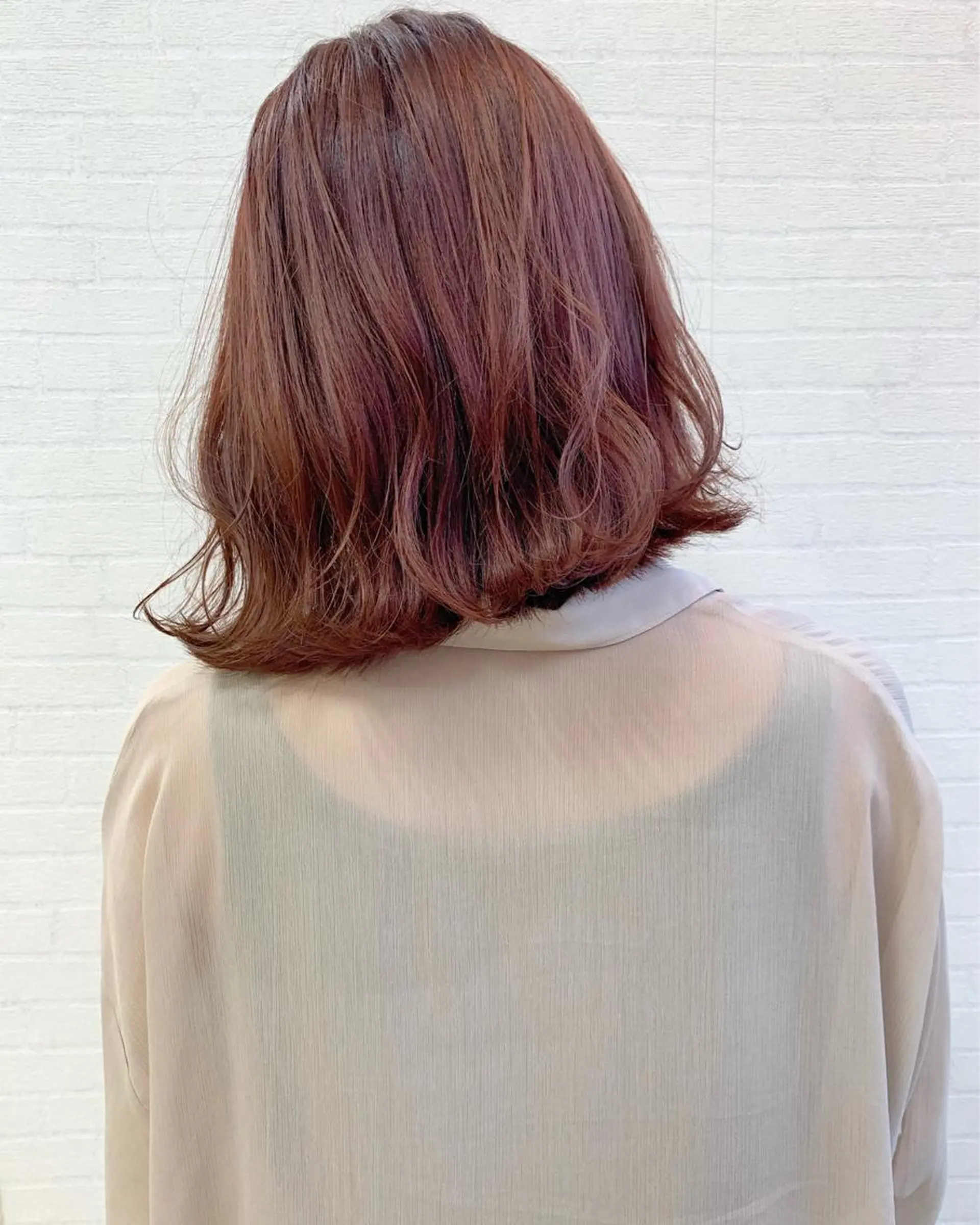 ミディアム カラー 立川 奈那子のヘアスタイル