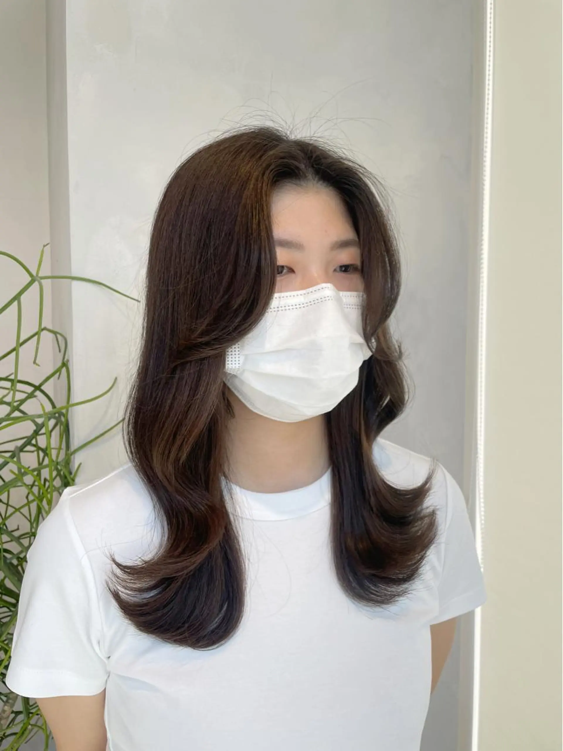 セミロング 韓国風ヘア レイヤーカット ❤︎︎韓国ヘア❤︎︎ 𝑺𝒉𝒊𝒉𝒐のヘアスタイル