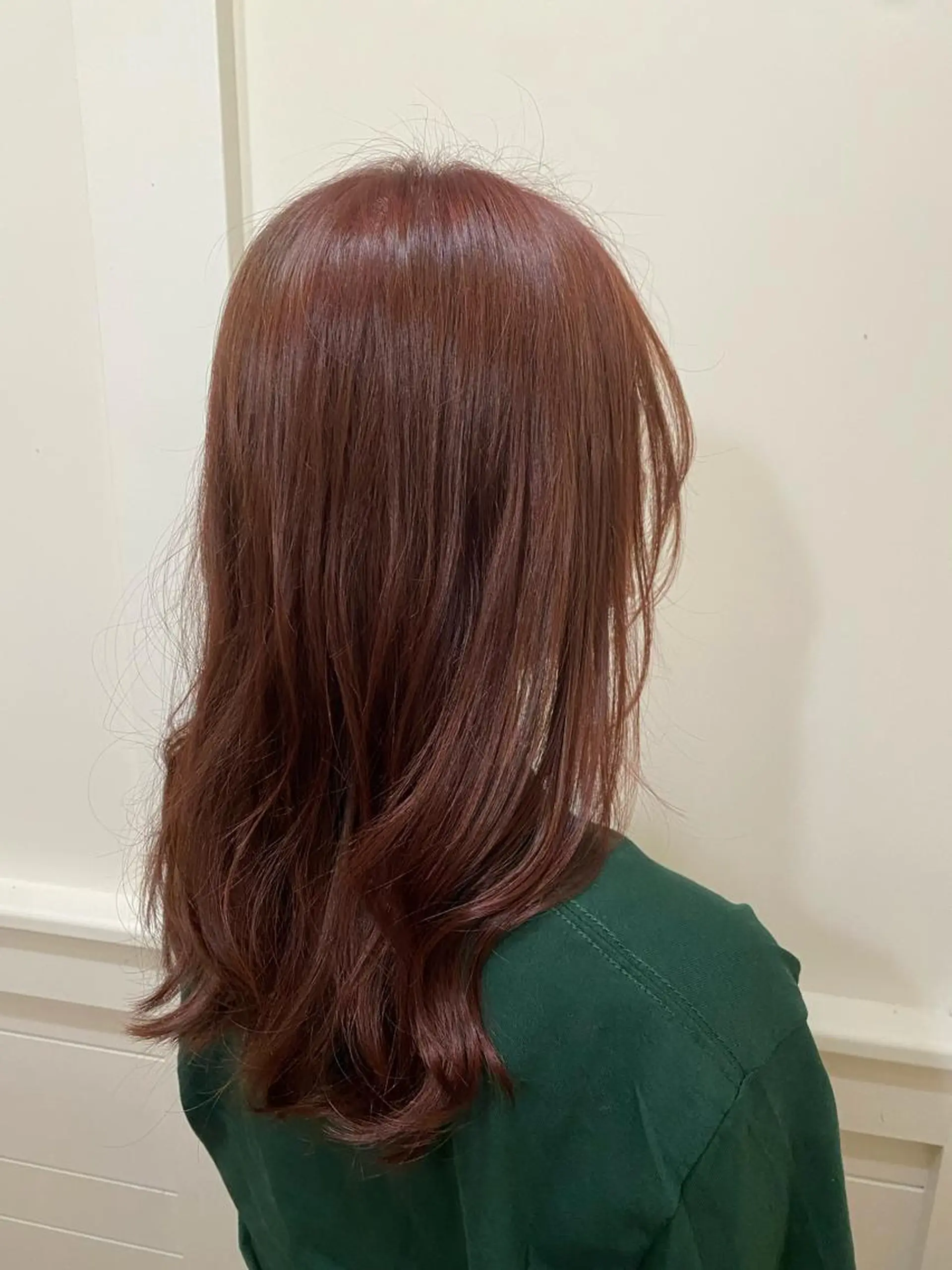 ロング カラー ブラウンカラー ピンクカラー ピンクブラウン 長芝 遥香のヘアスタイル