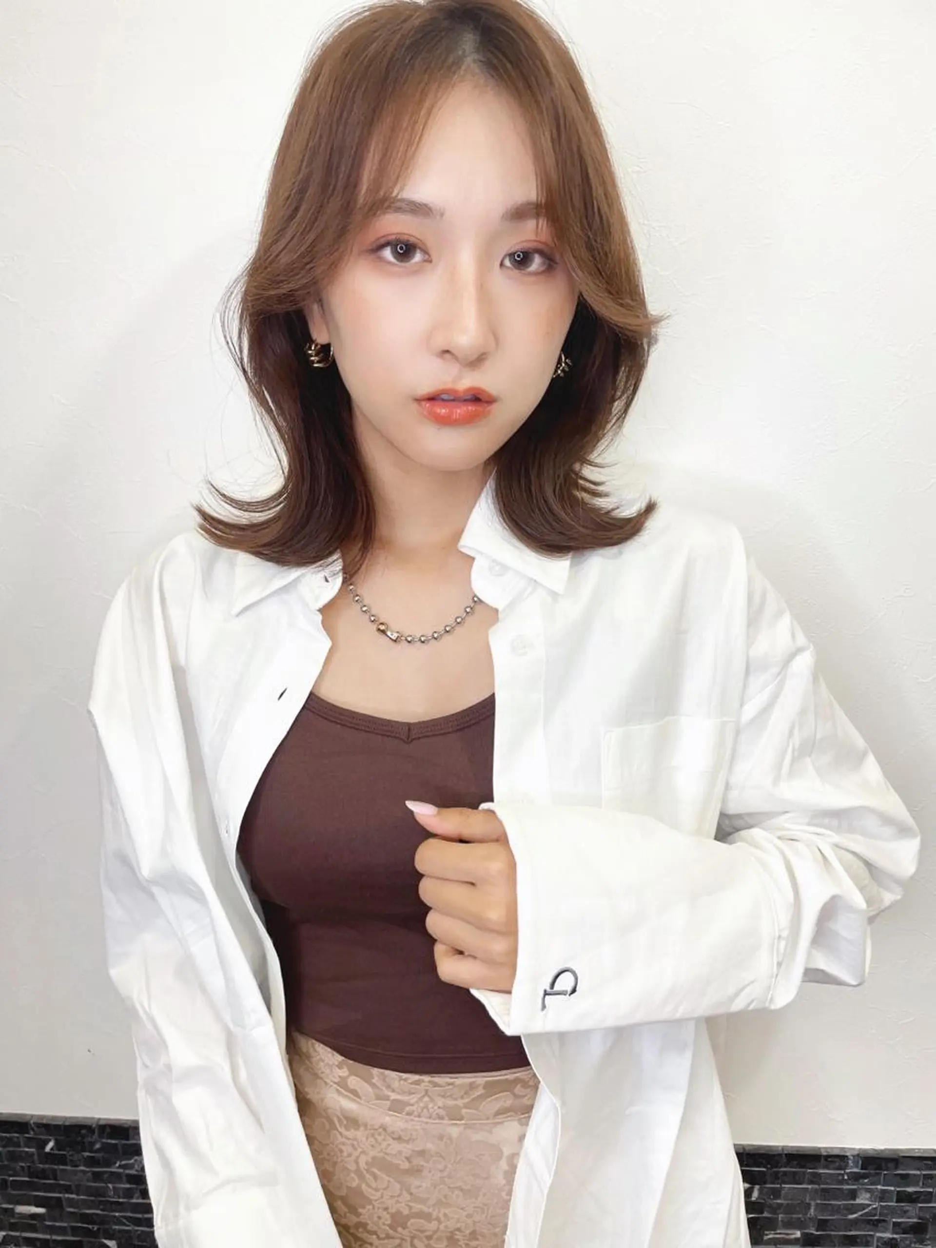 セミロング カラー カット ヘアカラー トリートメント レイヤーカット、 大人可愛い　中村美羅のヘアスタイル