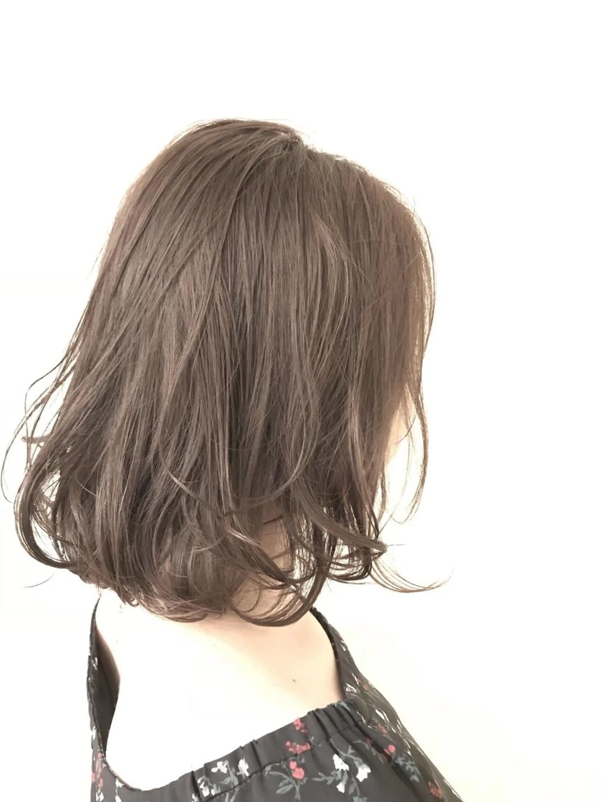 ミディアム カット ヘアカラー トリートメント 久保 敏之のヘアスタイル