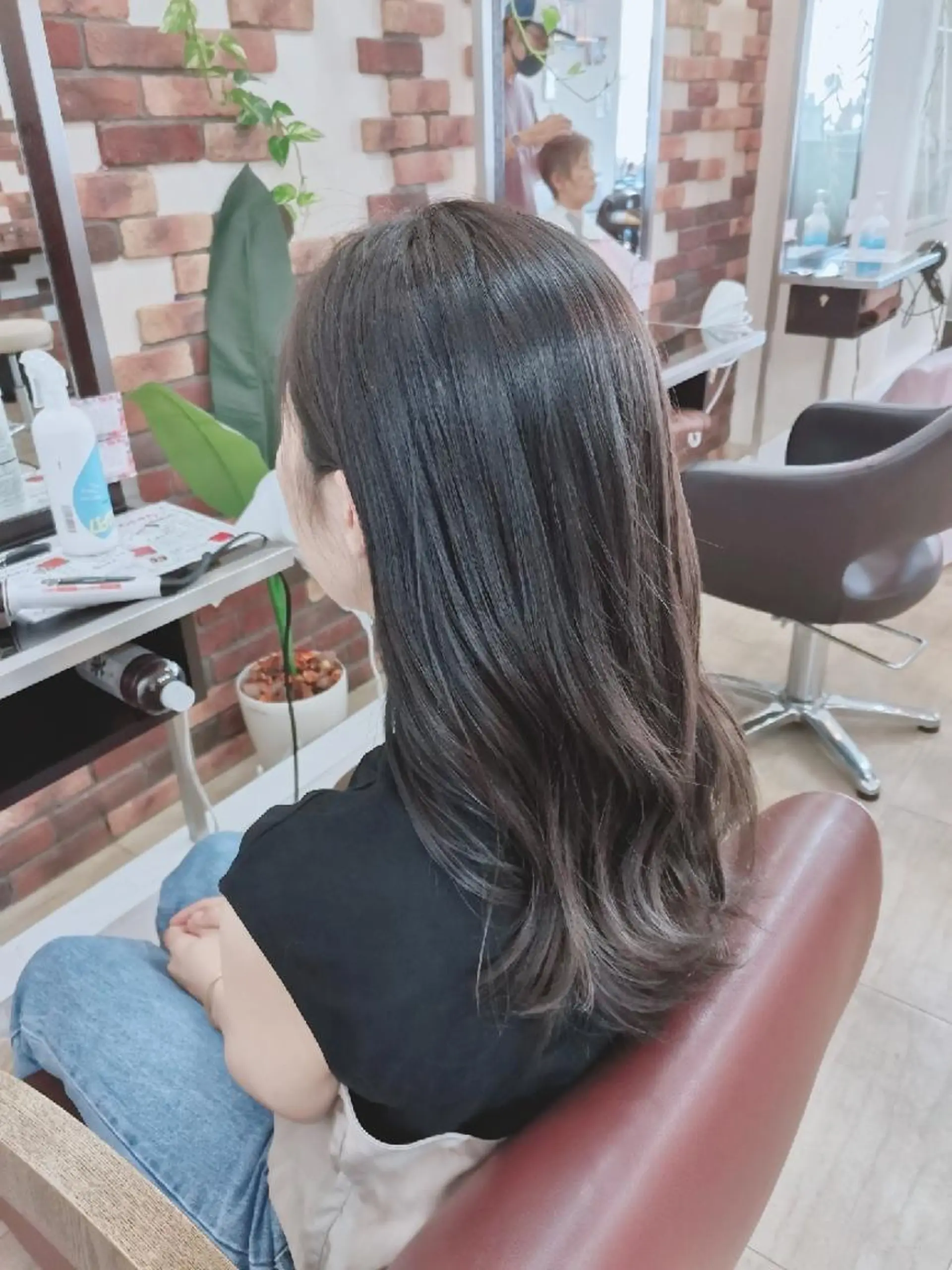 セミロング ツヤ髪ケアカラー✨ 中谷良成のヘアスタイル