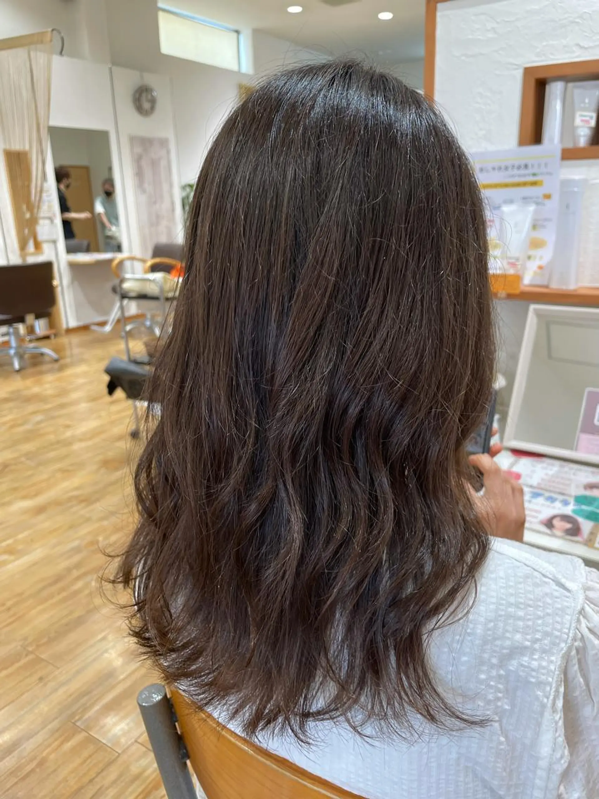 ミディアム カラー FELICE of hair 田口千尋のヘアスタイル