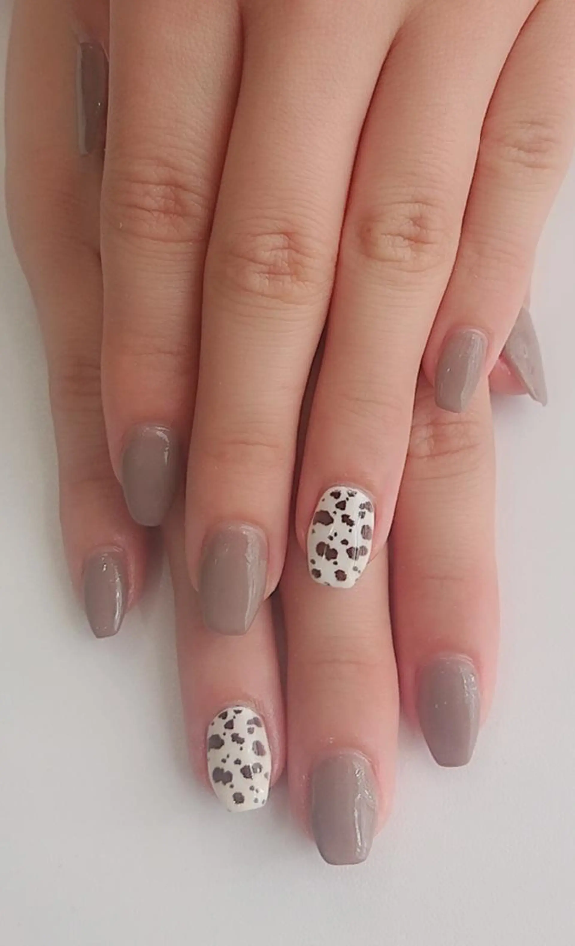 ネイル 🍒当日もOK🍒 𝑳𝑼𝑵𝑨花井のネイルデザイン