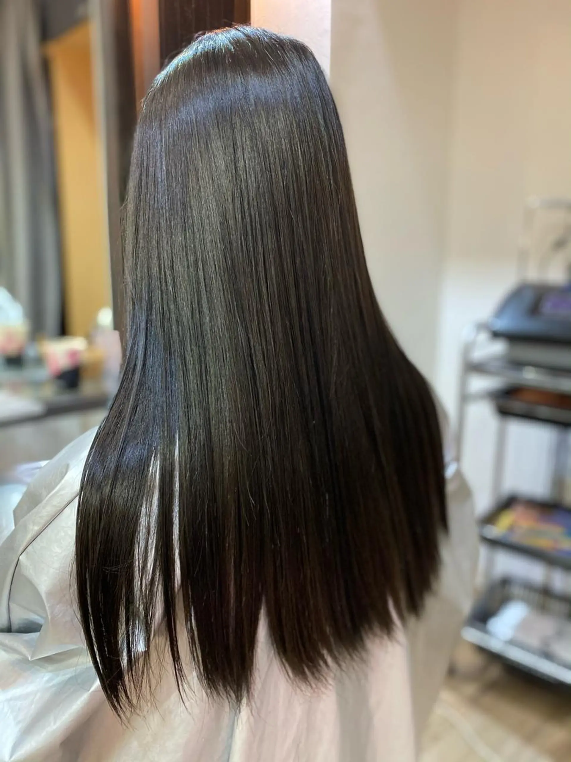 ロング カット 縮毛矯正 トリートメント ［パサつき改善］＊ 髪質改善ケアサロン＊のヘアスタイル