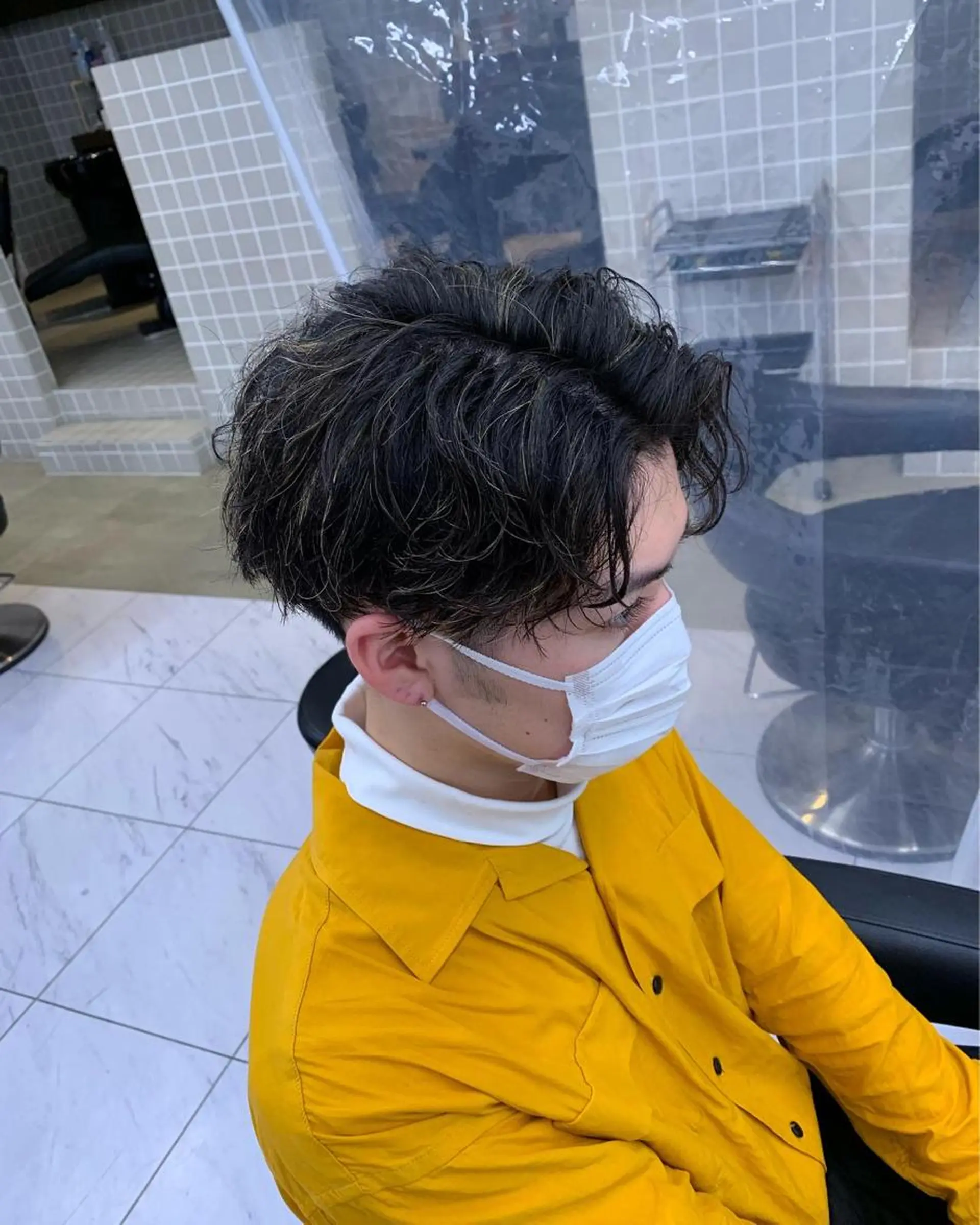 ショート カラー パーマ メンズ メンズパーマ特化 TAIGAのヘアスタイル