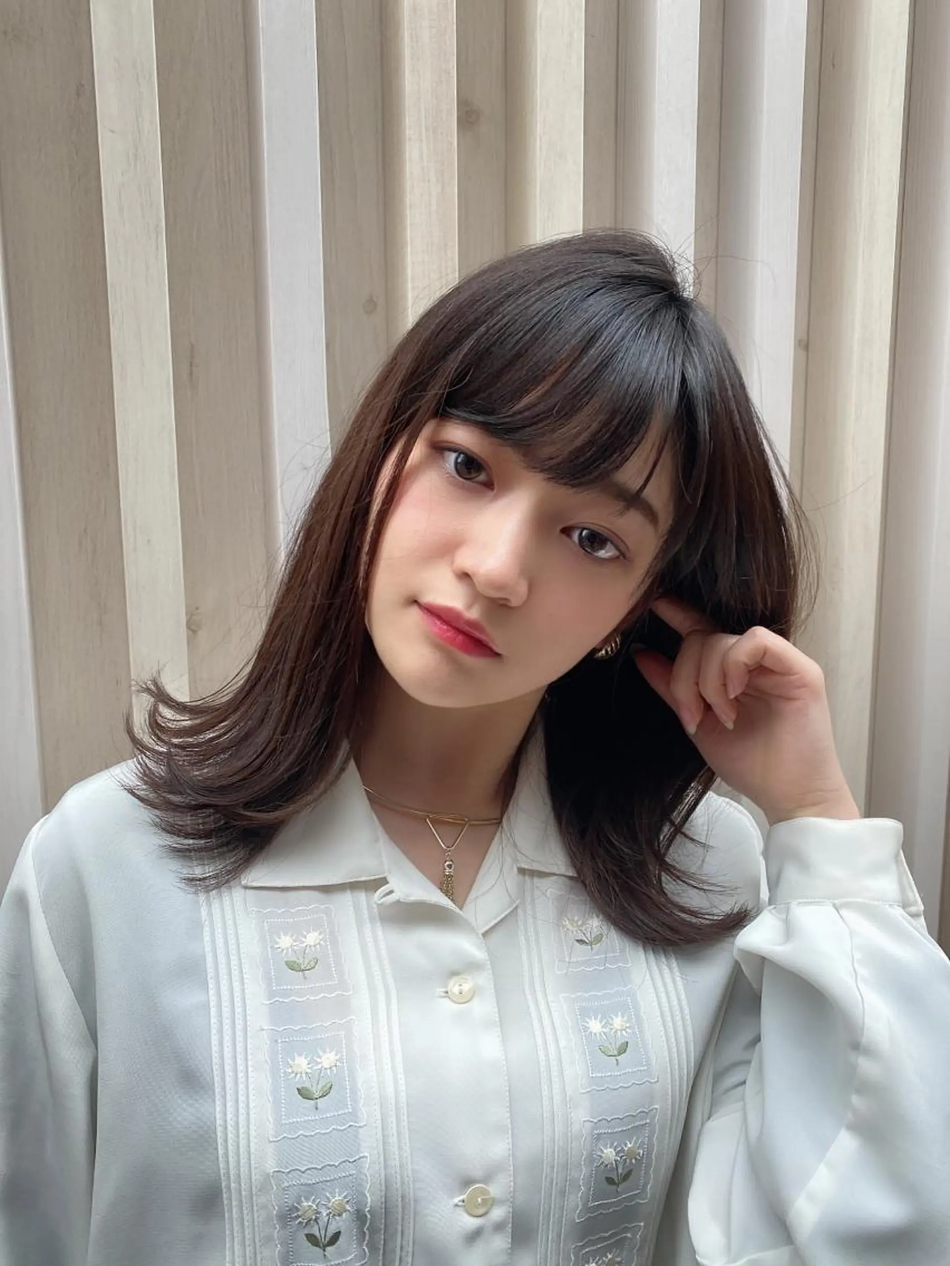 ミディアム カラー レイヤー/ボブ 高嶋 優のヘアスタイル