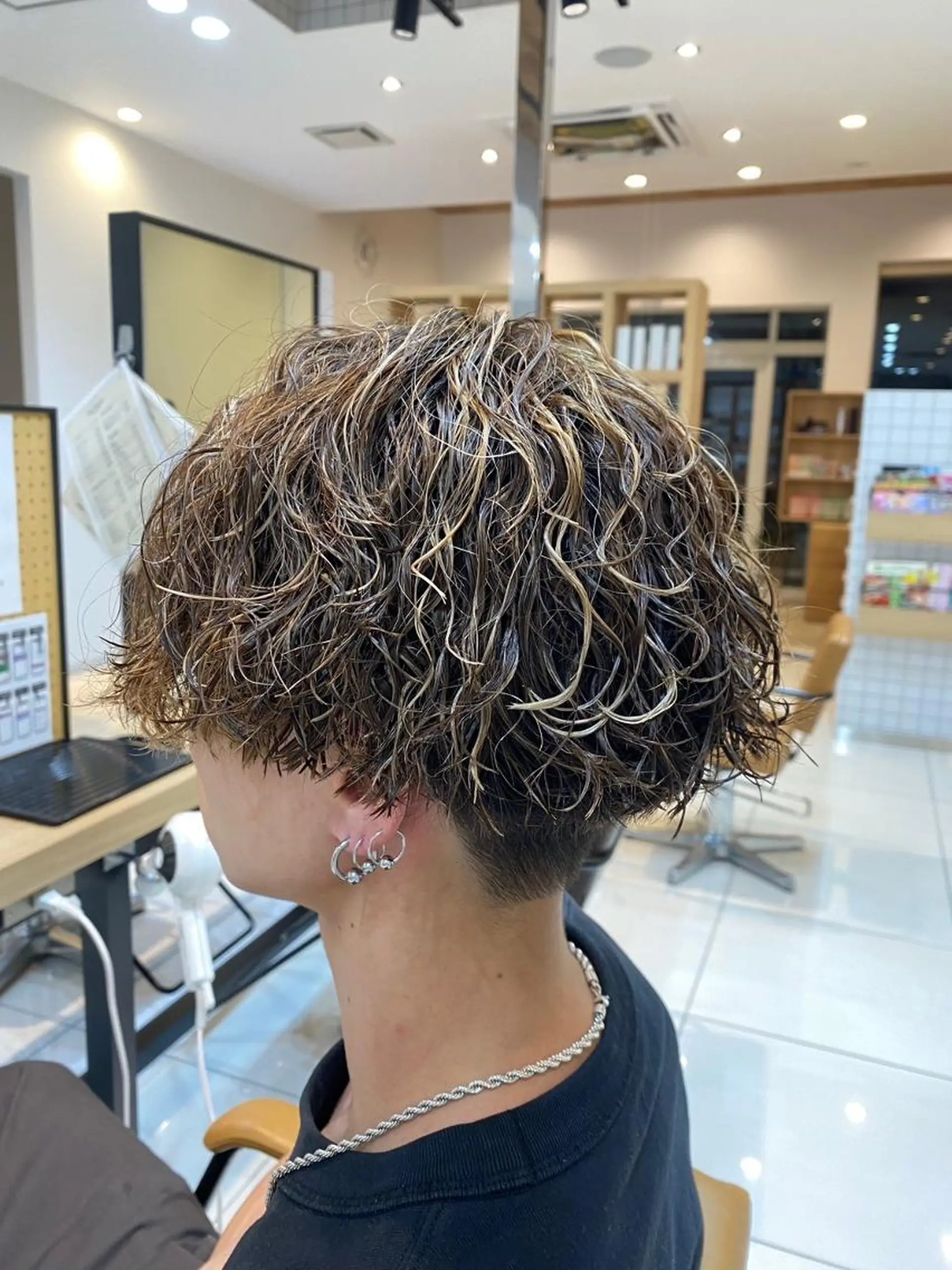 メンズ ルクール上越店　林 郁弥のヘアスタイル