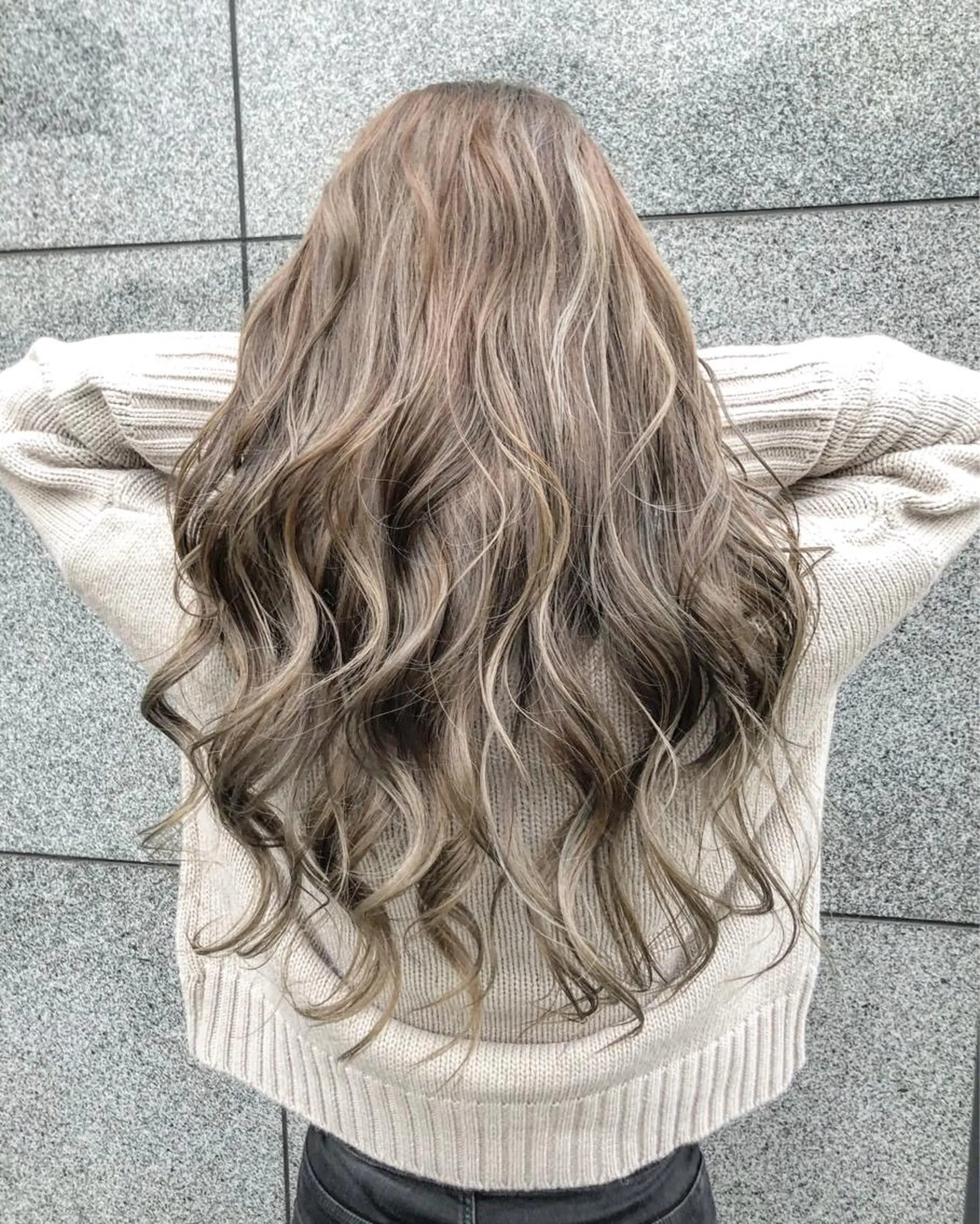 ロング カラー ベージュカラー TAKU 美容師のヘアスタイル