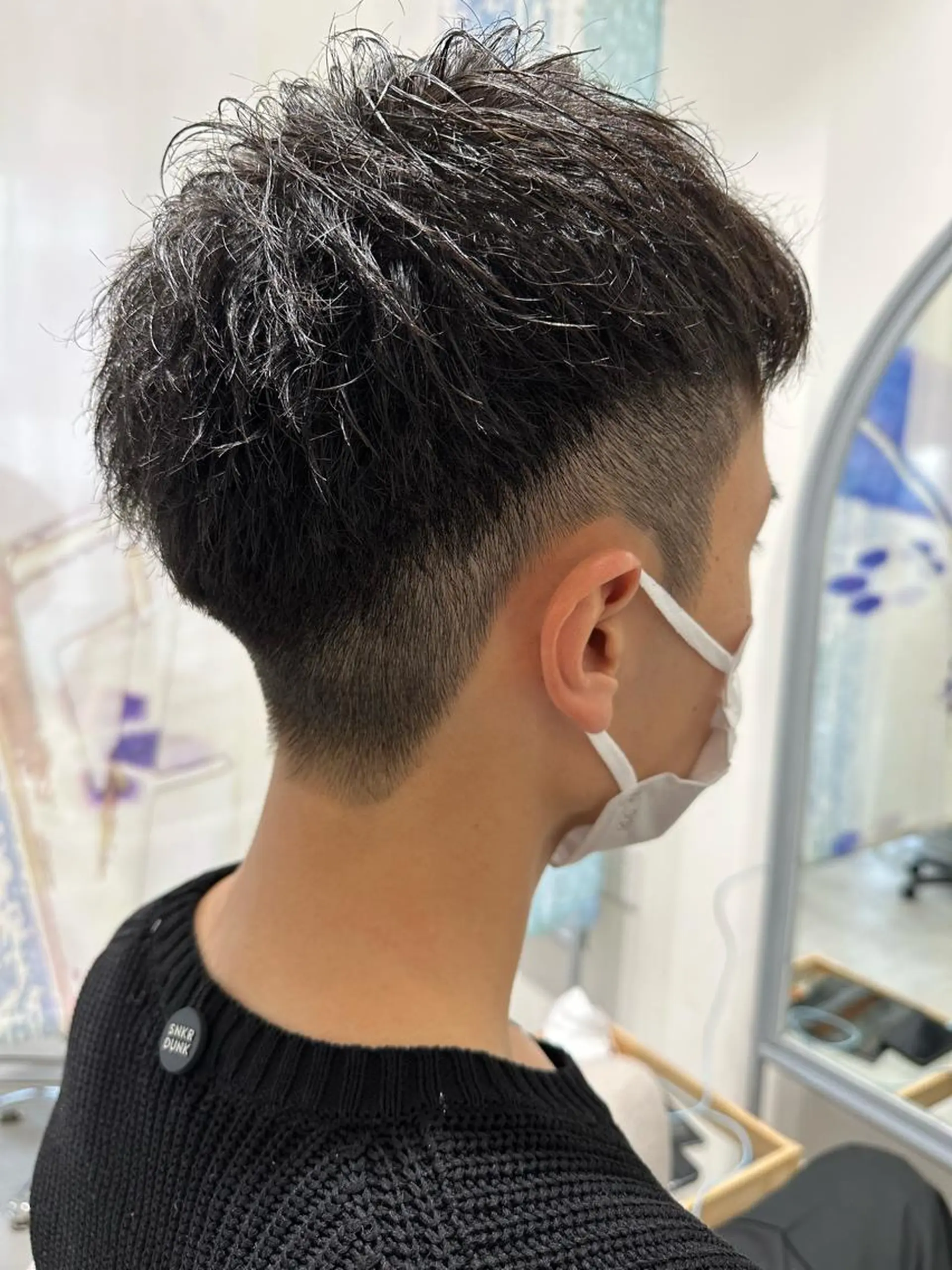 メンズ 刈り上げ カット ヘッドスパ 💎メンズパーマ特化 🥇メンズのプロのヘアスタイル