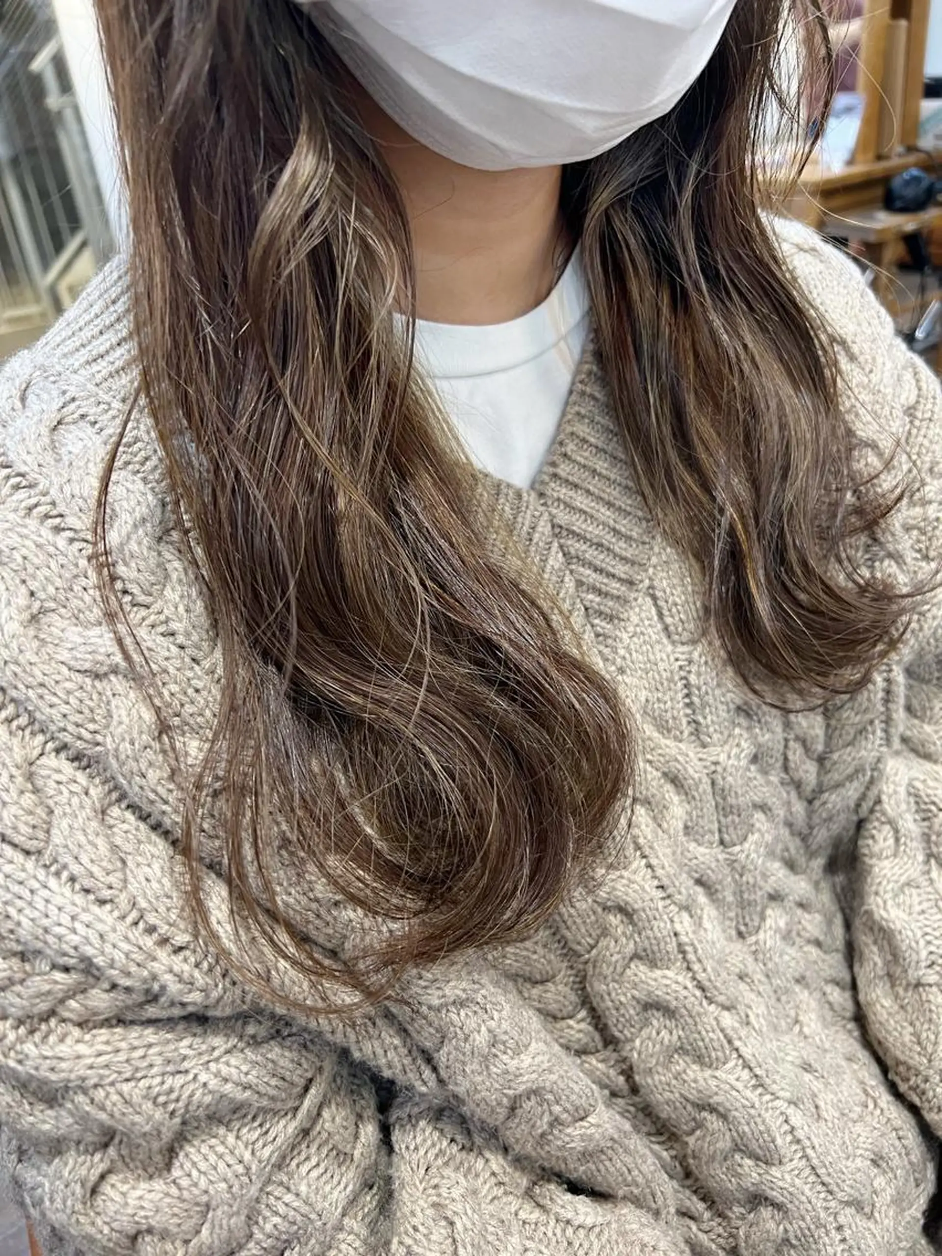 ロング カラー ダブルカラー イヤリングカラー ハイライトカラー イルミナカラー インナーカラー 初めてでも失敗しない 透明感カラー Miiのヘアスタイル