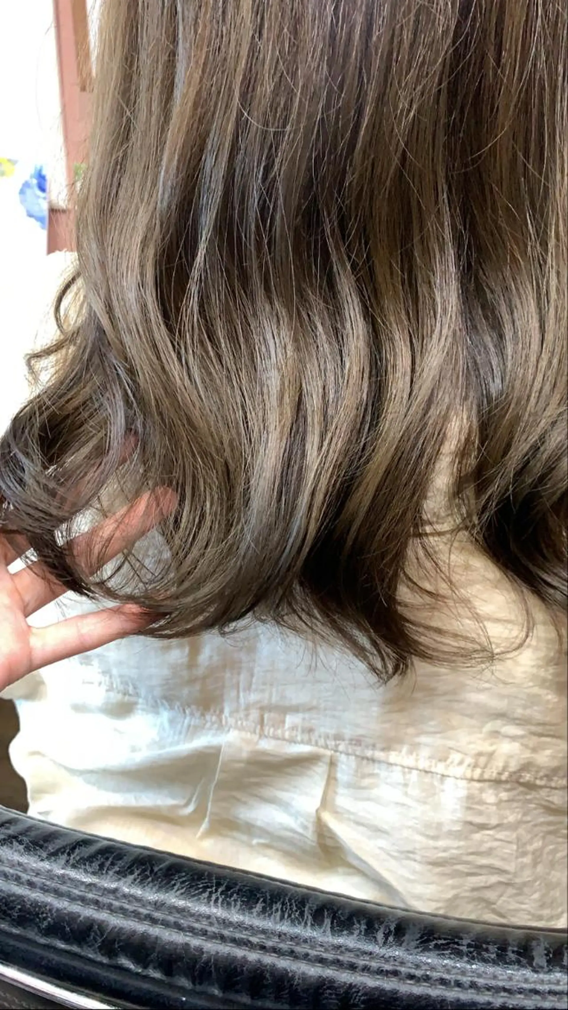 ミディアム カラー chouette/ 根本優希のヘアスタイル