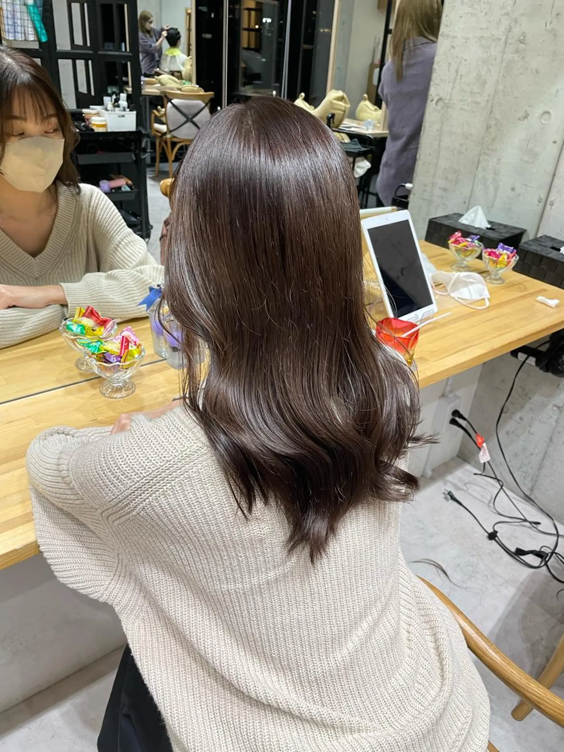 ミディアム ヘアカラー トリートメント ✨透明感カラー/縮毛 恵比寿HAYATO✨のヘアスタイル