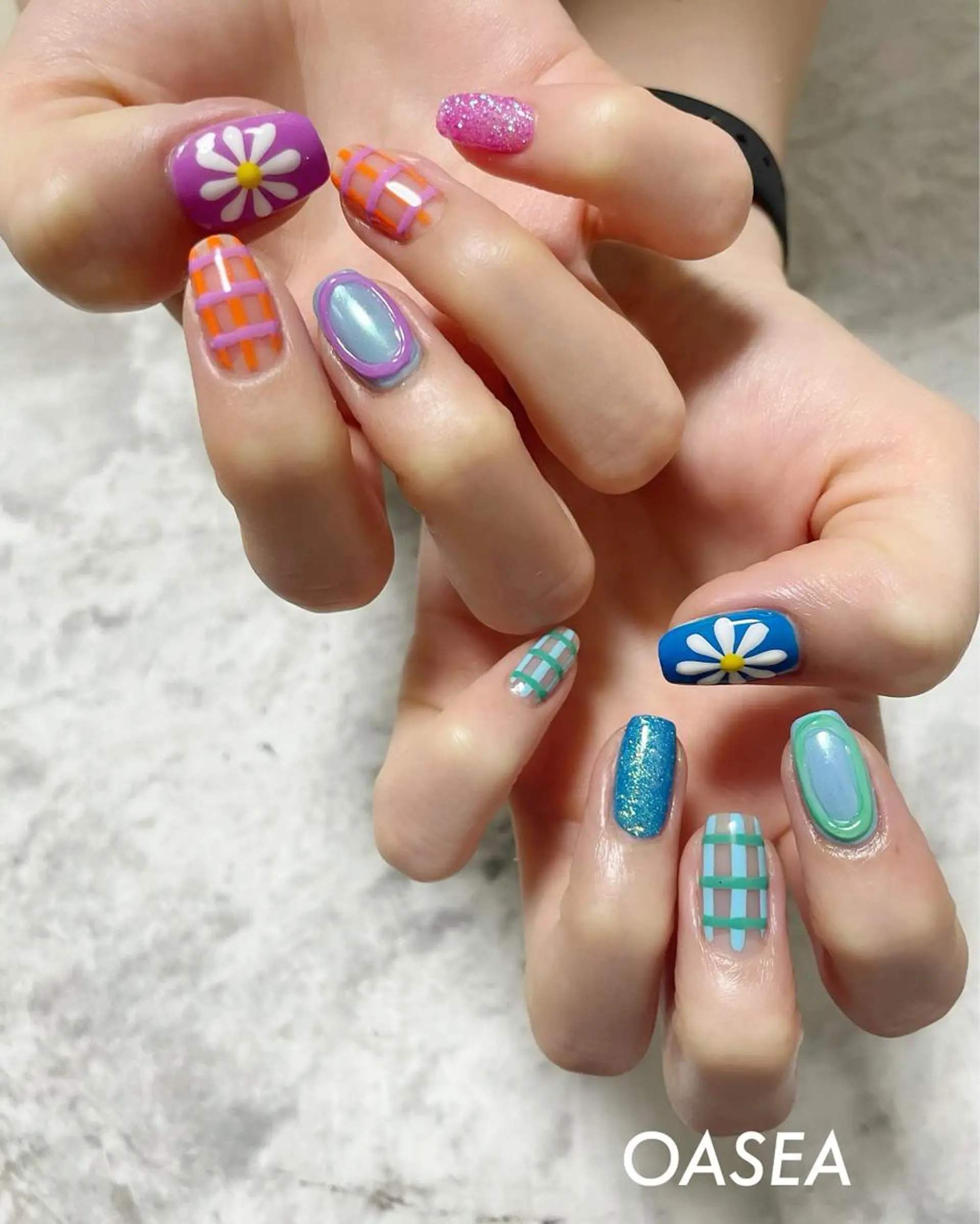 ネイル ハンドネイル 🌞💜 KAORI 🌴のネイルデザイン