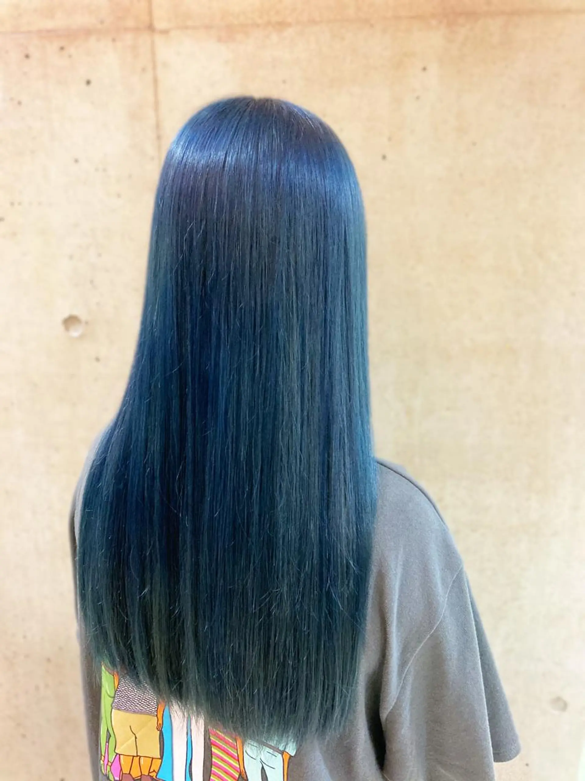 ロング カラー 一ノ瀬 蘭のヘアスタイル