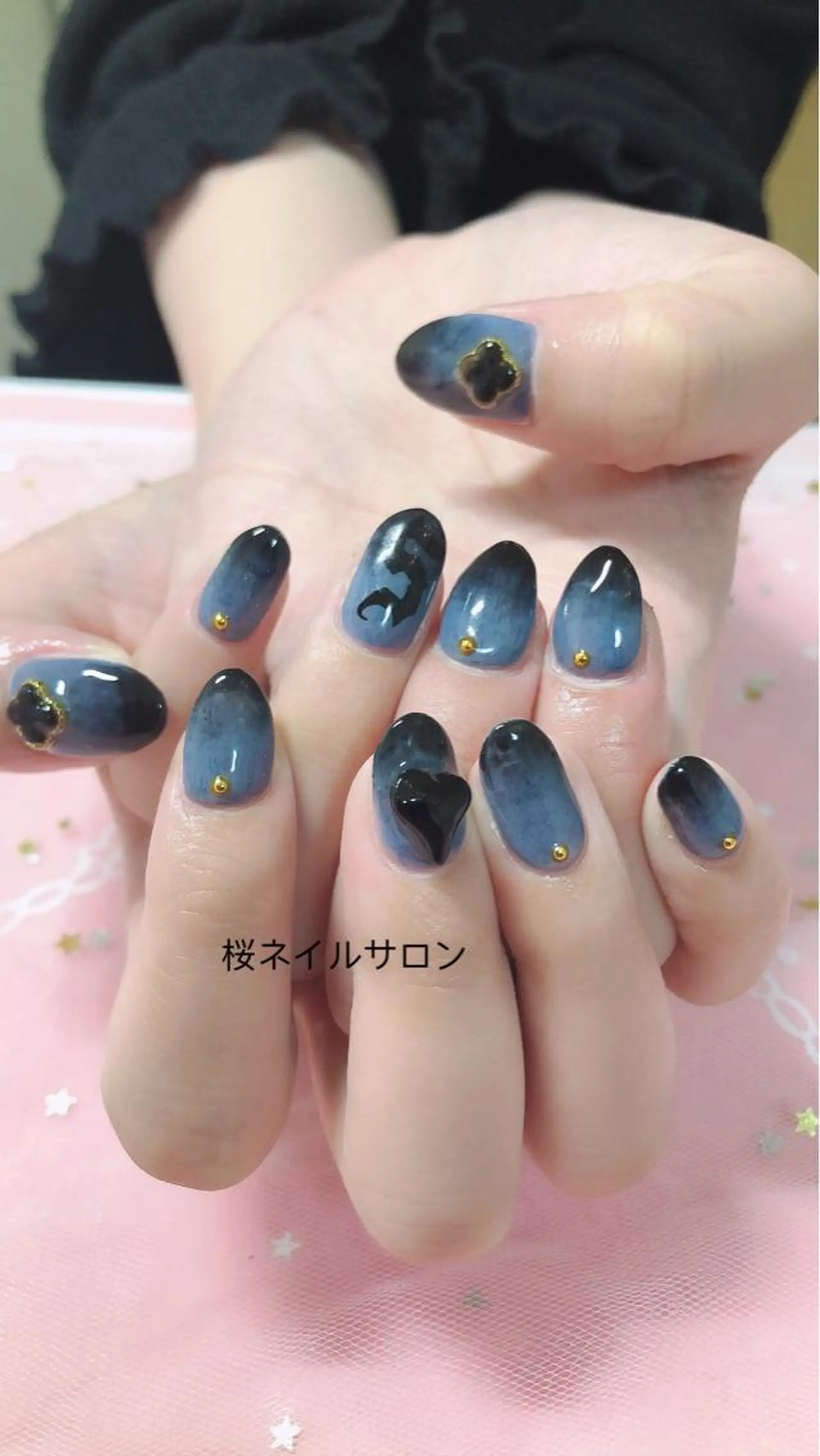 ネイル ハンドネイル MoonNail ユリ🌸のネイルデザイン