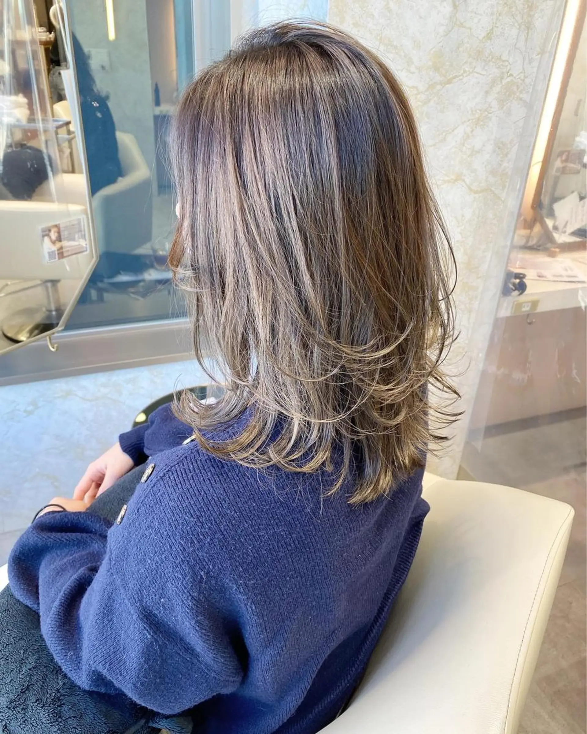 ミディアム カラー 店長/mao/ 前髪/顔周りカットのヘアスタイル