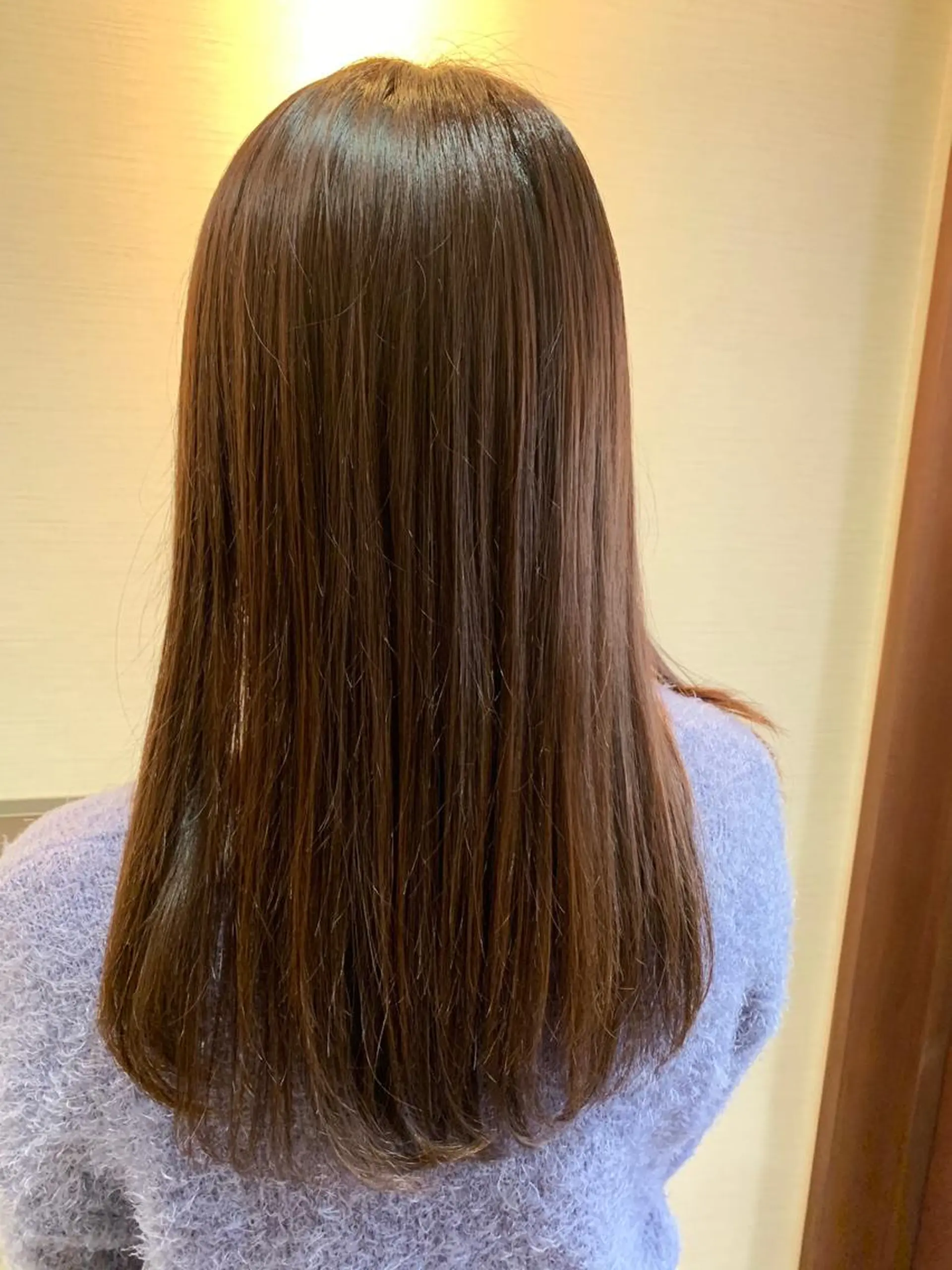 ロング カラー 蓮見  友里のヘアスタイル