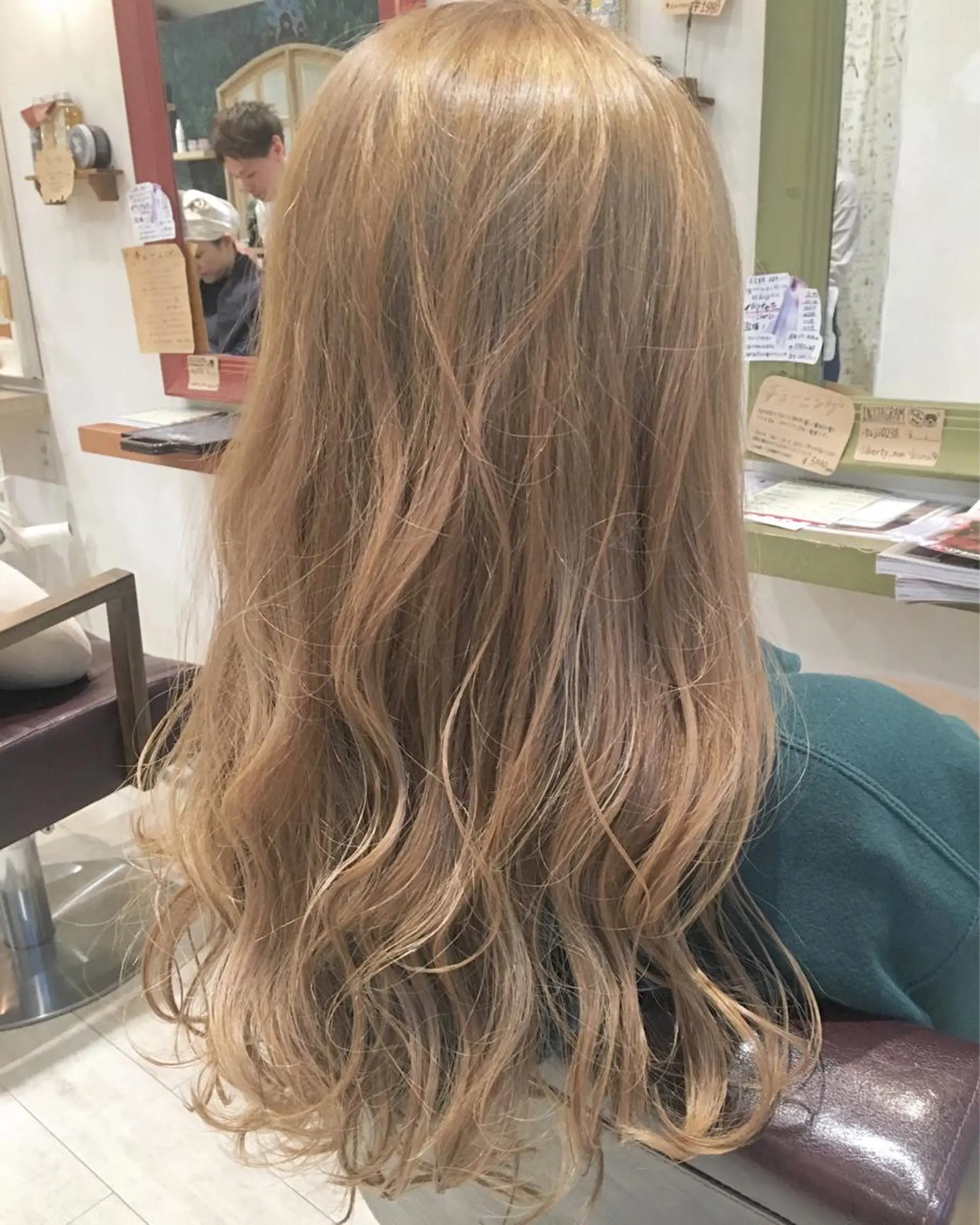 ロング カラー nakahara madokaのヘアスタイル