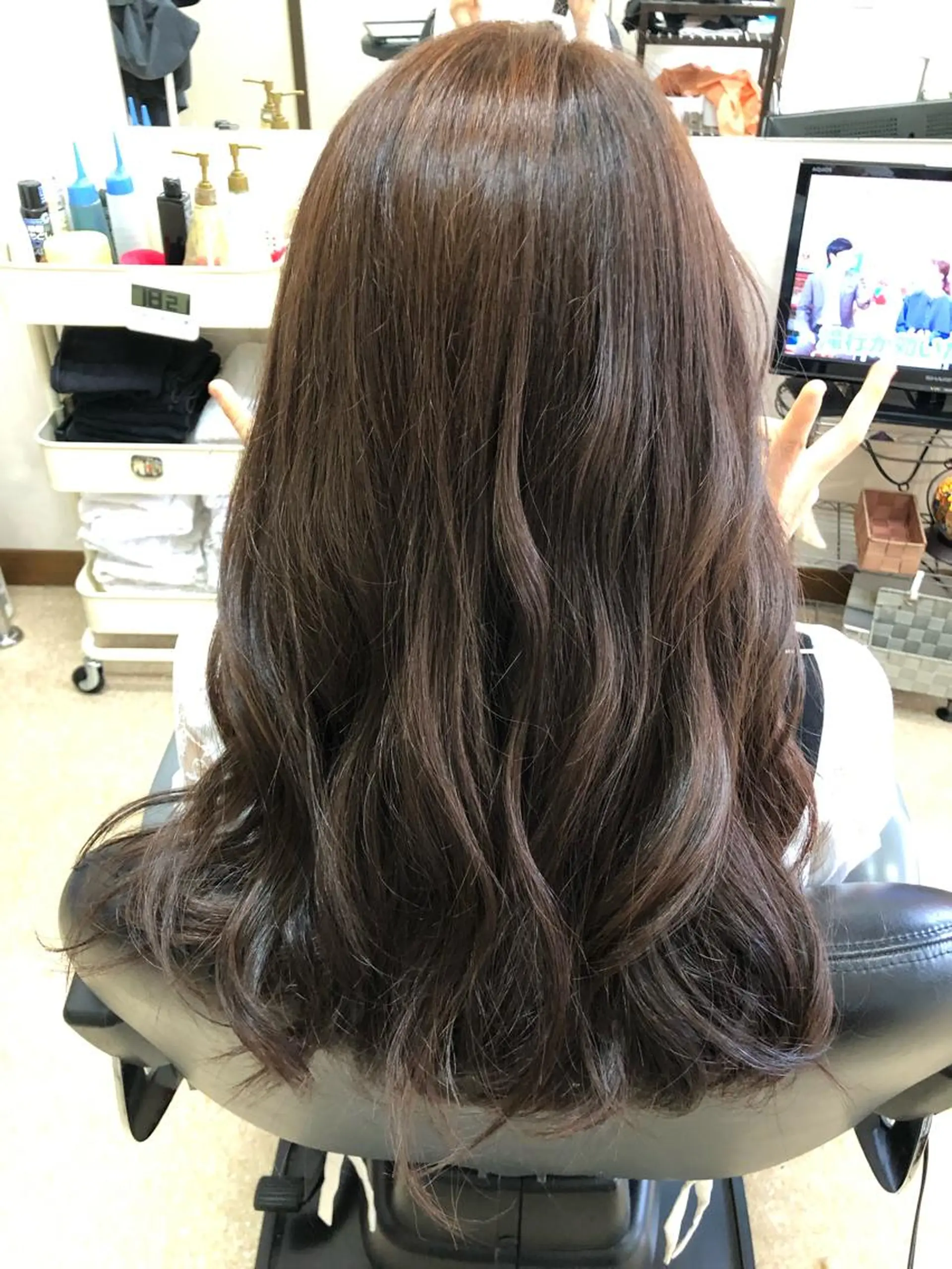 ロング 石塚 浩のヘアスタイル