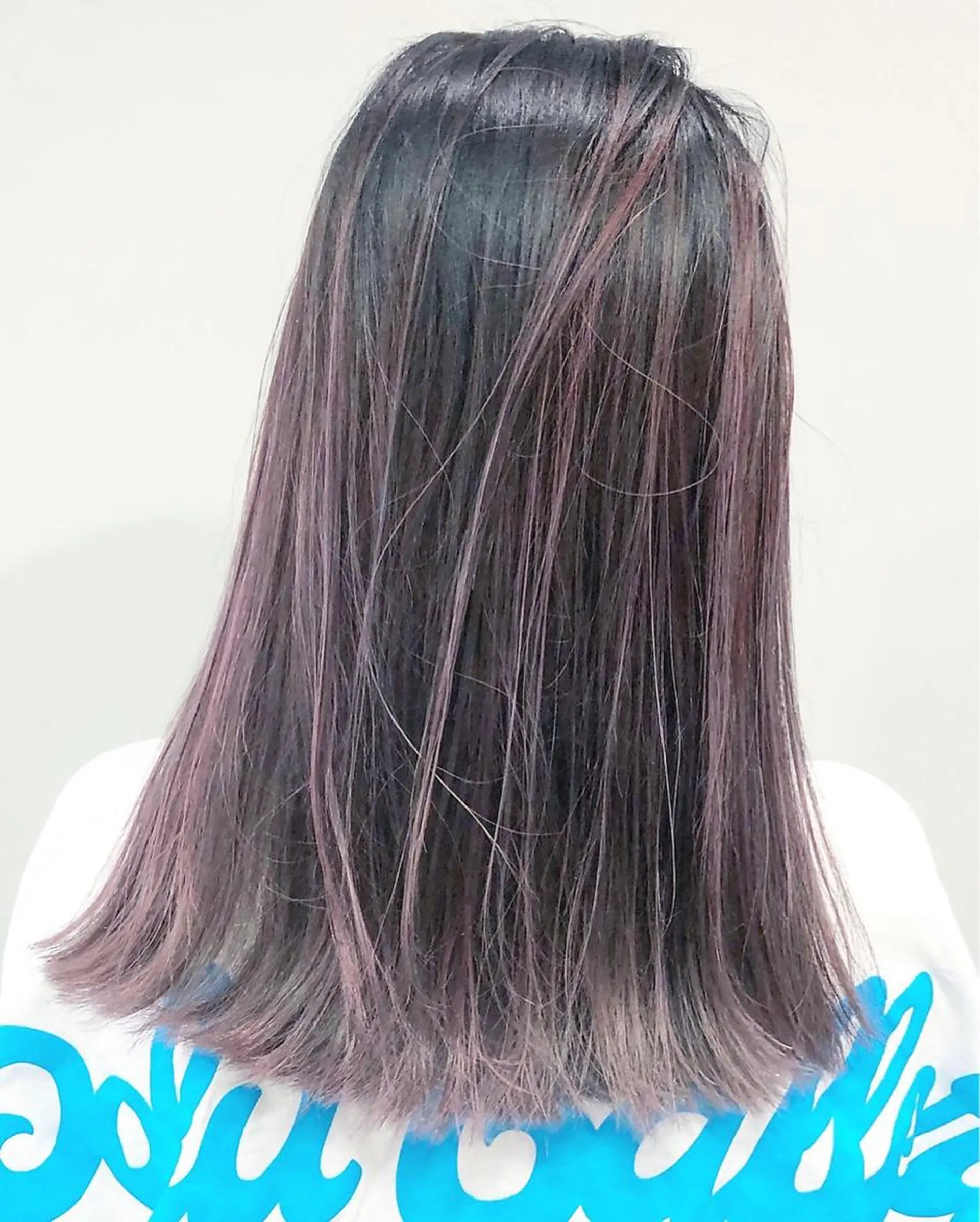 ミディアム カット ヘアカラー 縮毛矯正 トリートメント CLAN クランのヘアスタイル