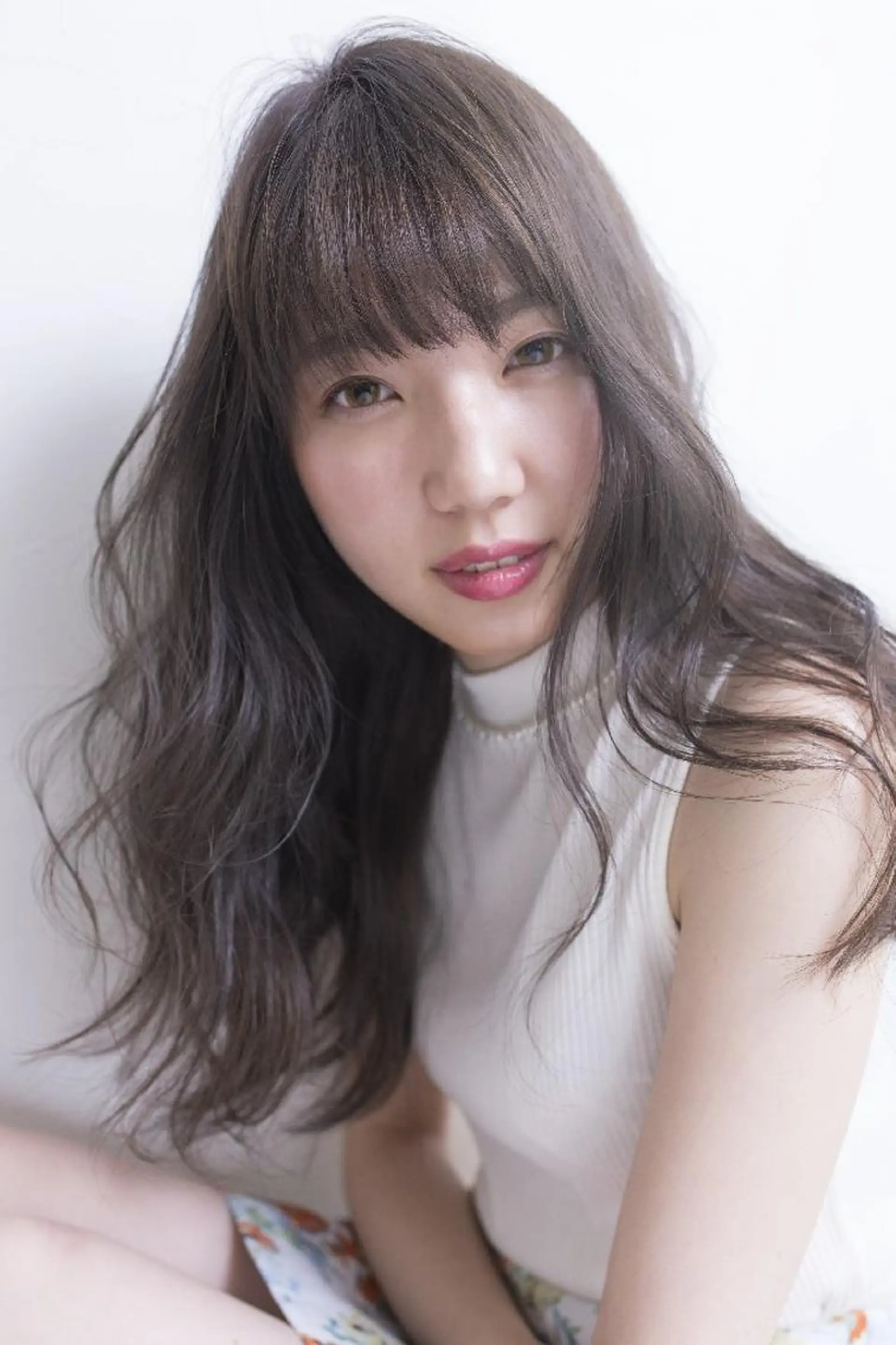 セミロング パーマ カラー belta 姫路山吹 カラーモデル募集のヘアスタイル