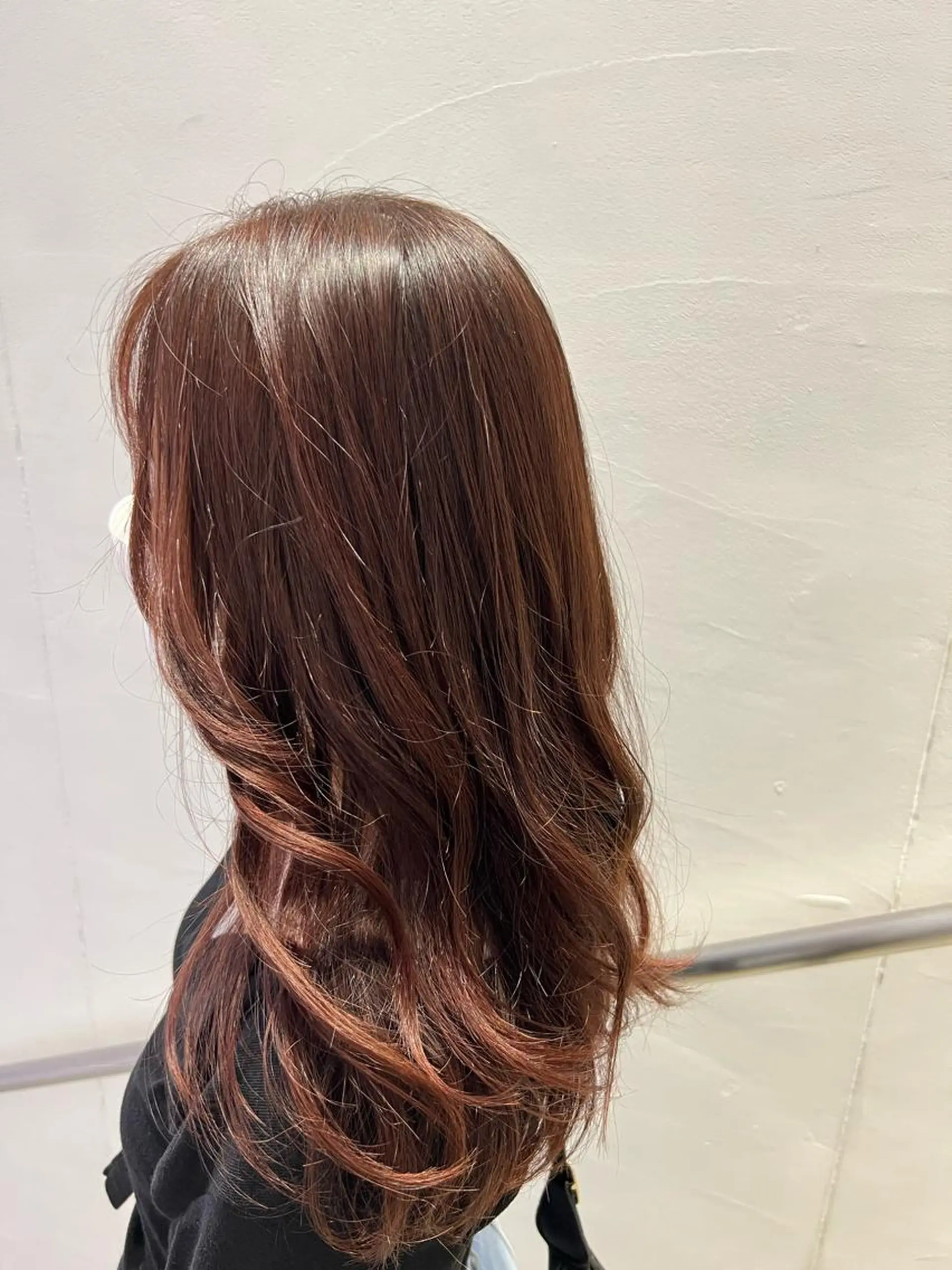 ロング カラー ブリーチ ブリーチなしカラー 柴田 綺音のヘアスタイル