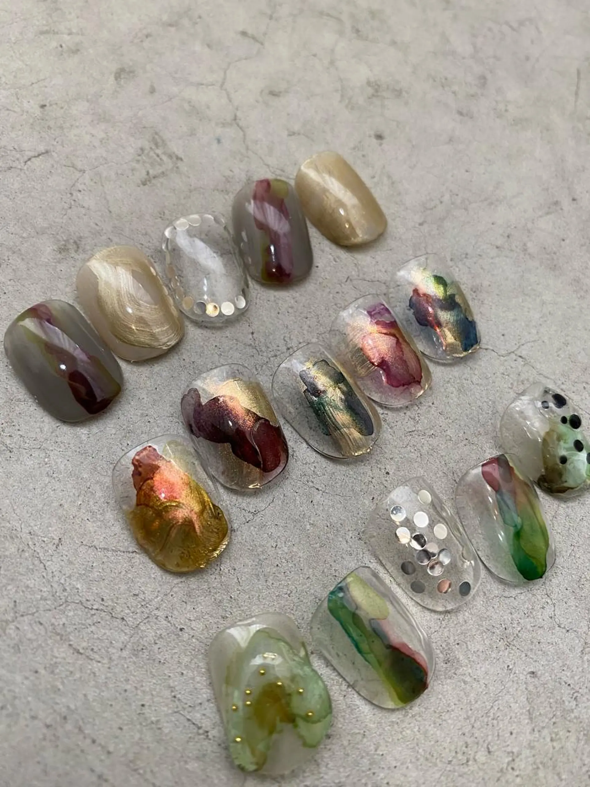 ネイル オーロラネイル マグネットネイル ニュアンスネイル オフィスネイル シンプルネイル ハンドネイル 草加ニュアンスネイル 🌚hersのネイルデザイン