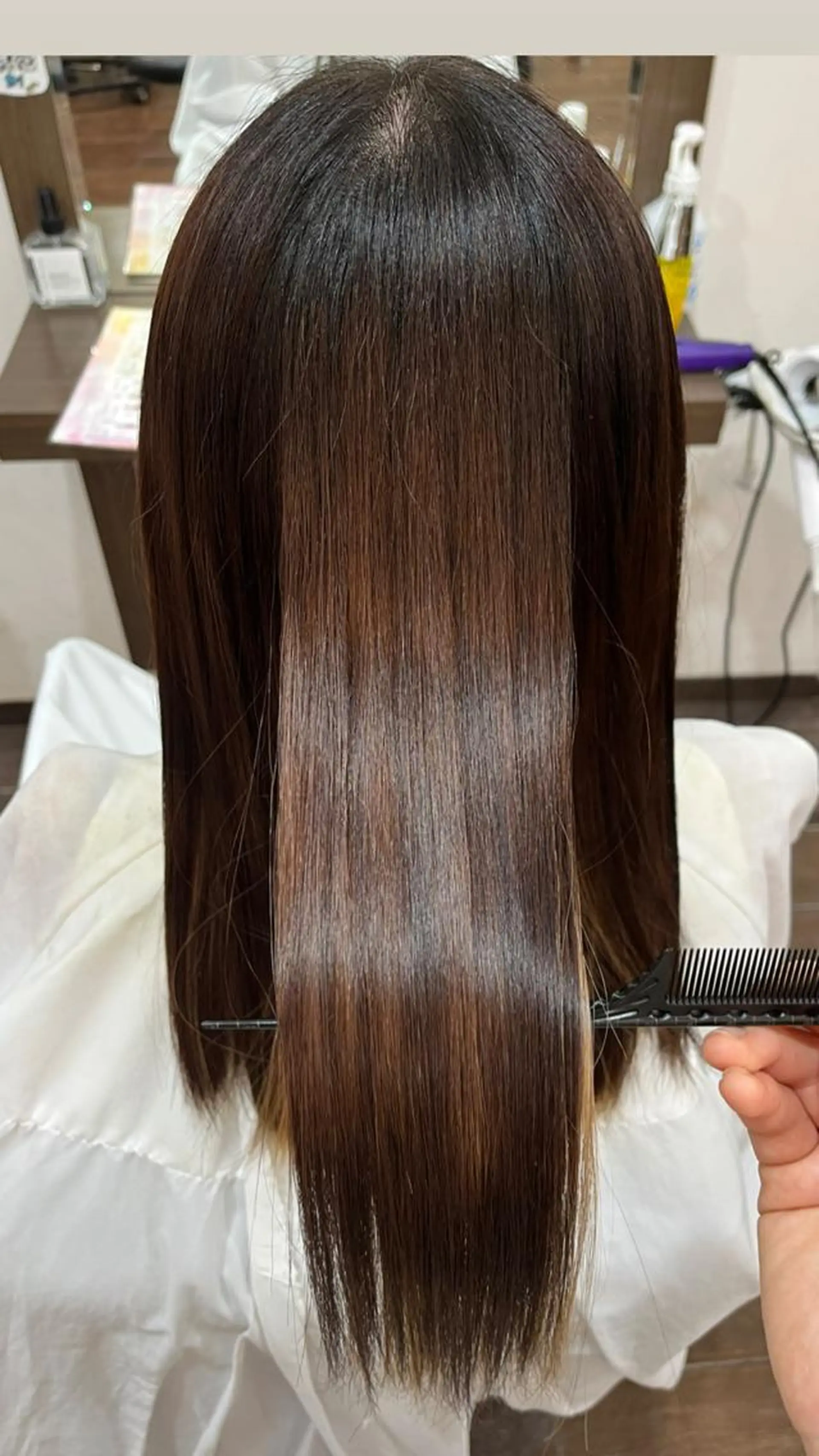 セミロング カラー ブリーチ ハイトーンカラー 学生 髪質改善 トリートメント 韓国レイヤー🇰🇷 🤍🎀honokaのヘアスタイル