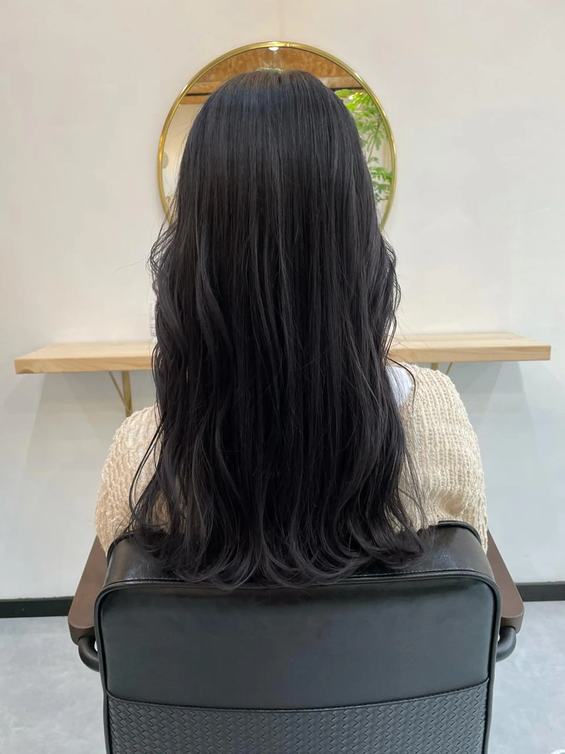 ロング カラー 高梨 菜々のヘアスタイル