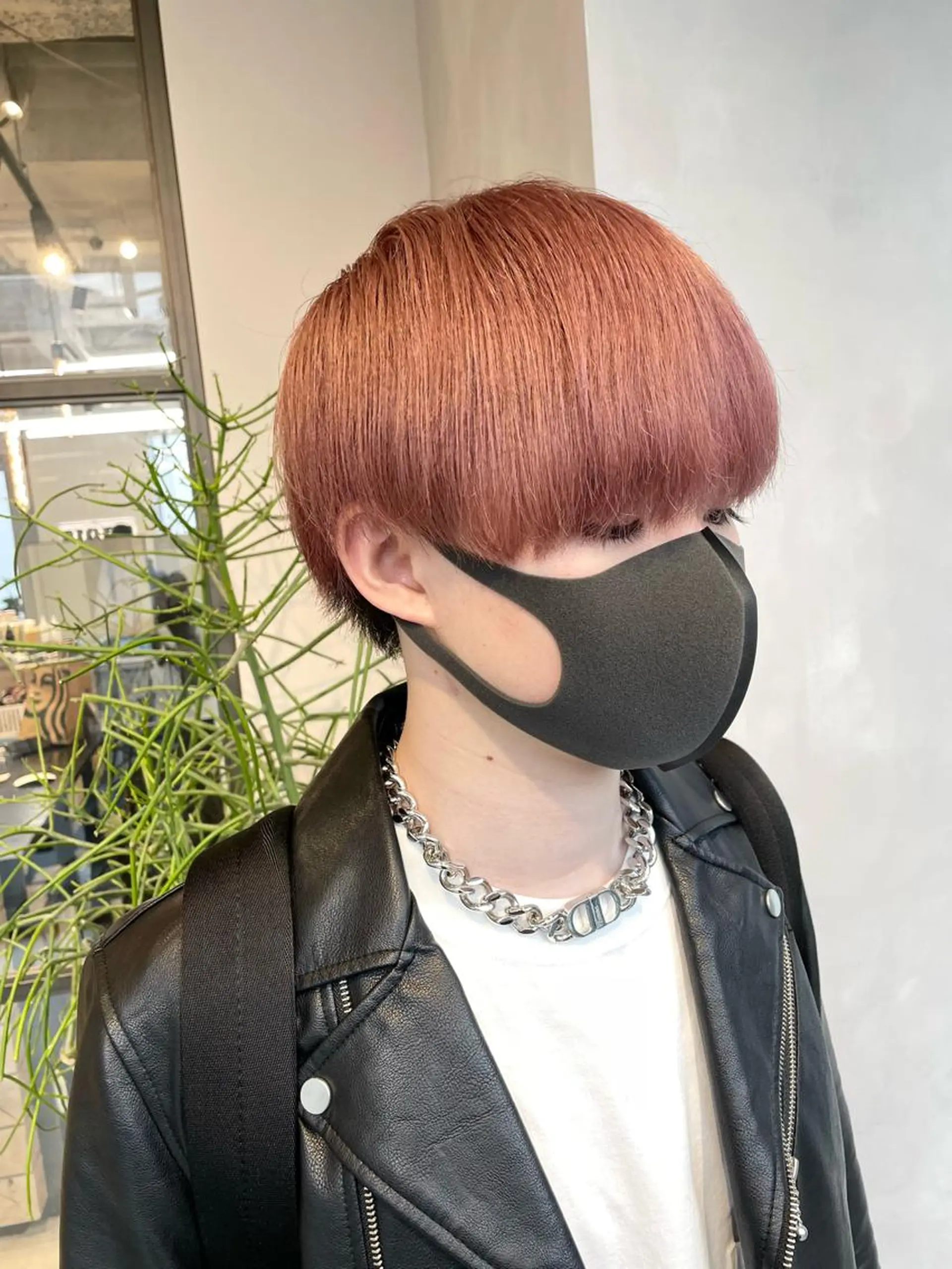 ショート カラー メンズ ハイトーン×レイヤー ／遠藤将太のヘアスタイル