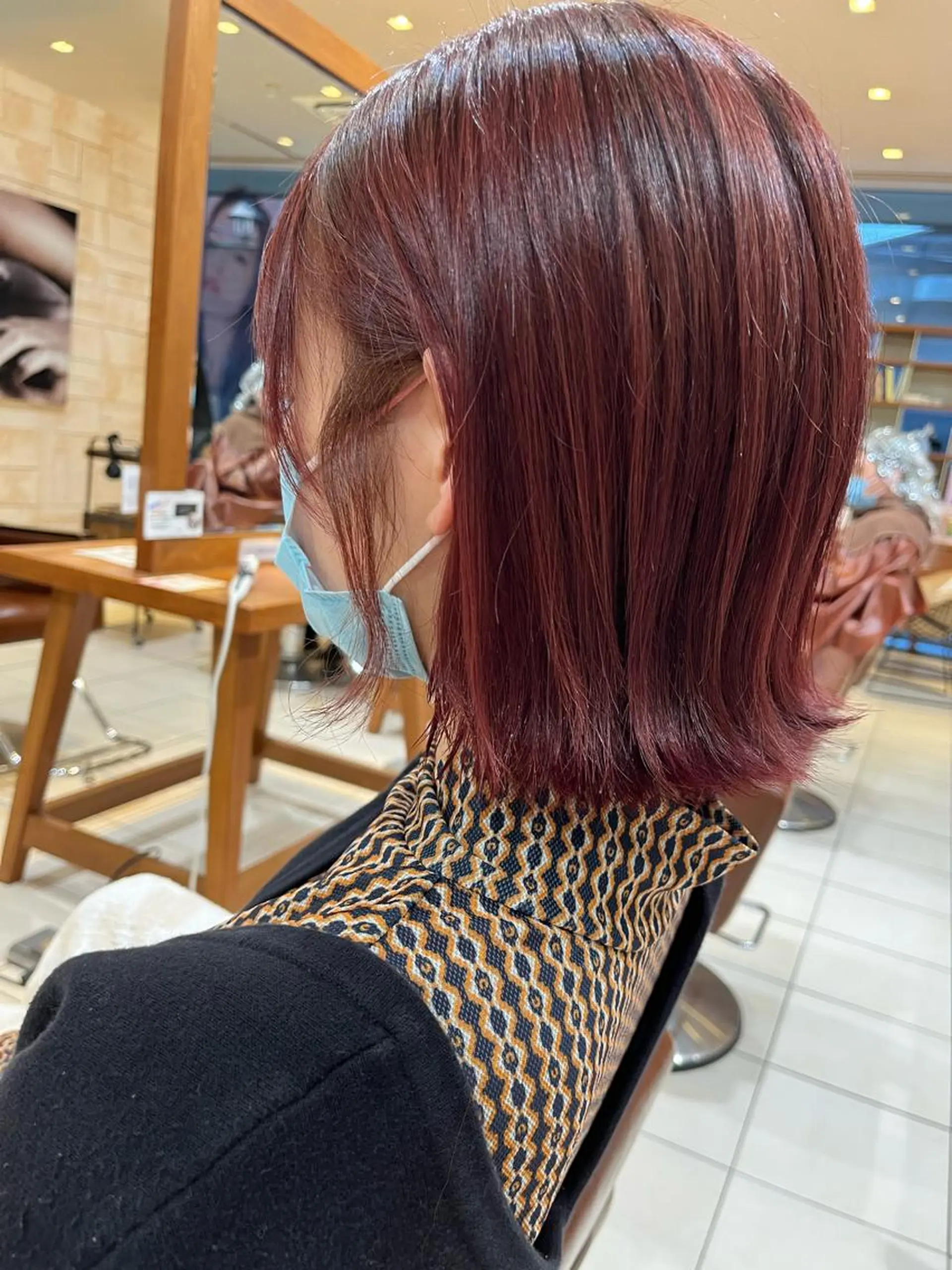 ショート カラー カット ヘアカラー トリートメント ハイトーンカラー🩵 耳ツボジュエリー👂のその他イメージ