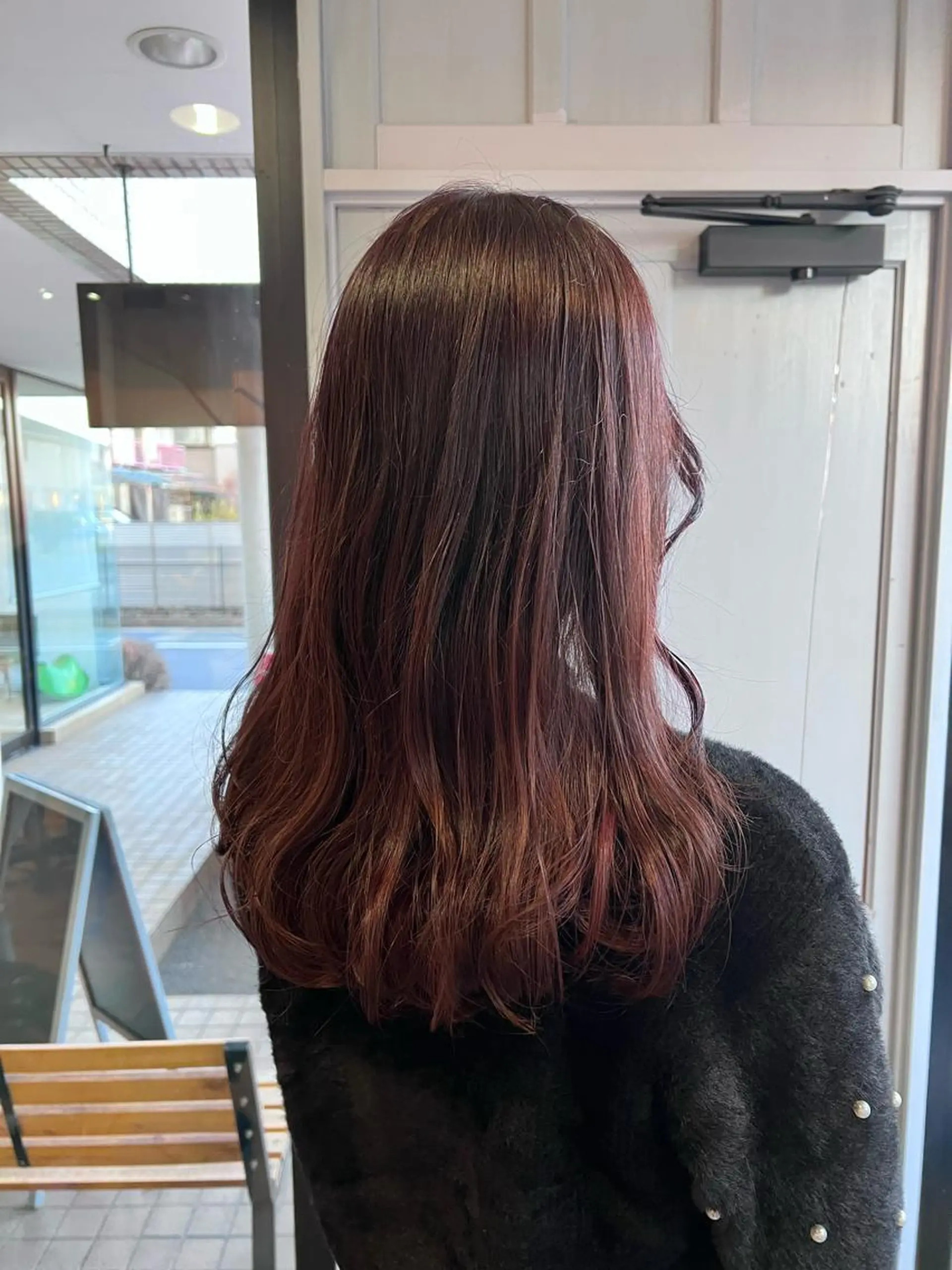 ロング カラー パーマ ブリーチ ピンクカラー ヘアカラー トリートメント ツキダテ ユイのヘアスタイル