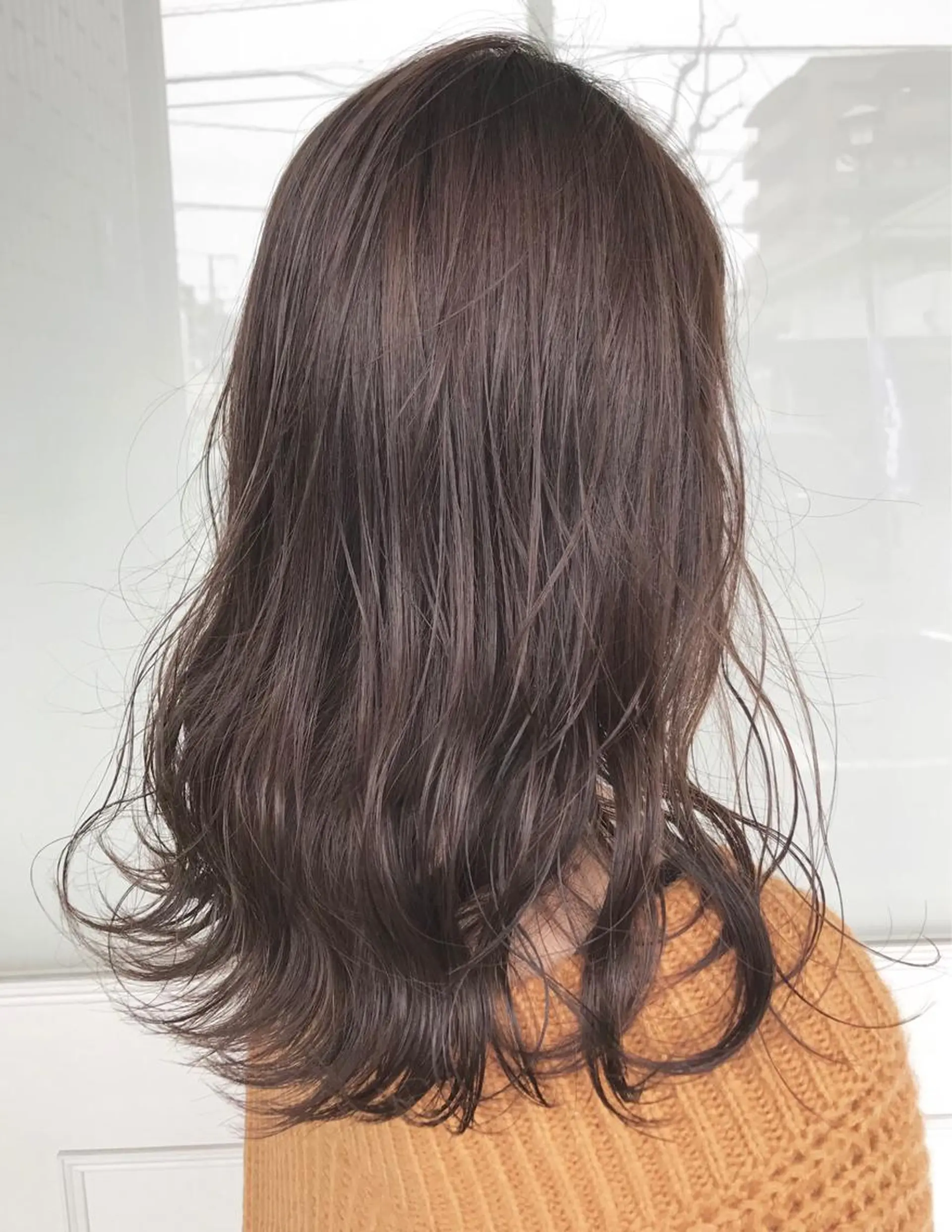 セミロング カラー ベージュカラー 透明感カラー 杉田 健太のヘアスタイル