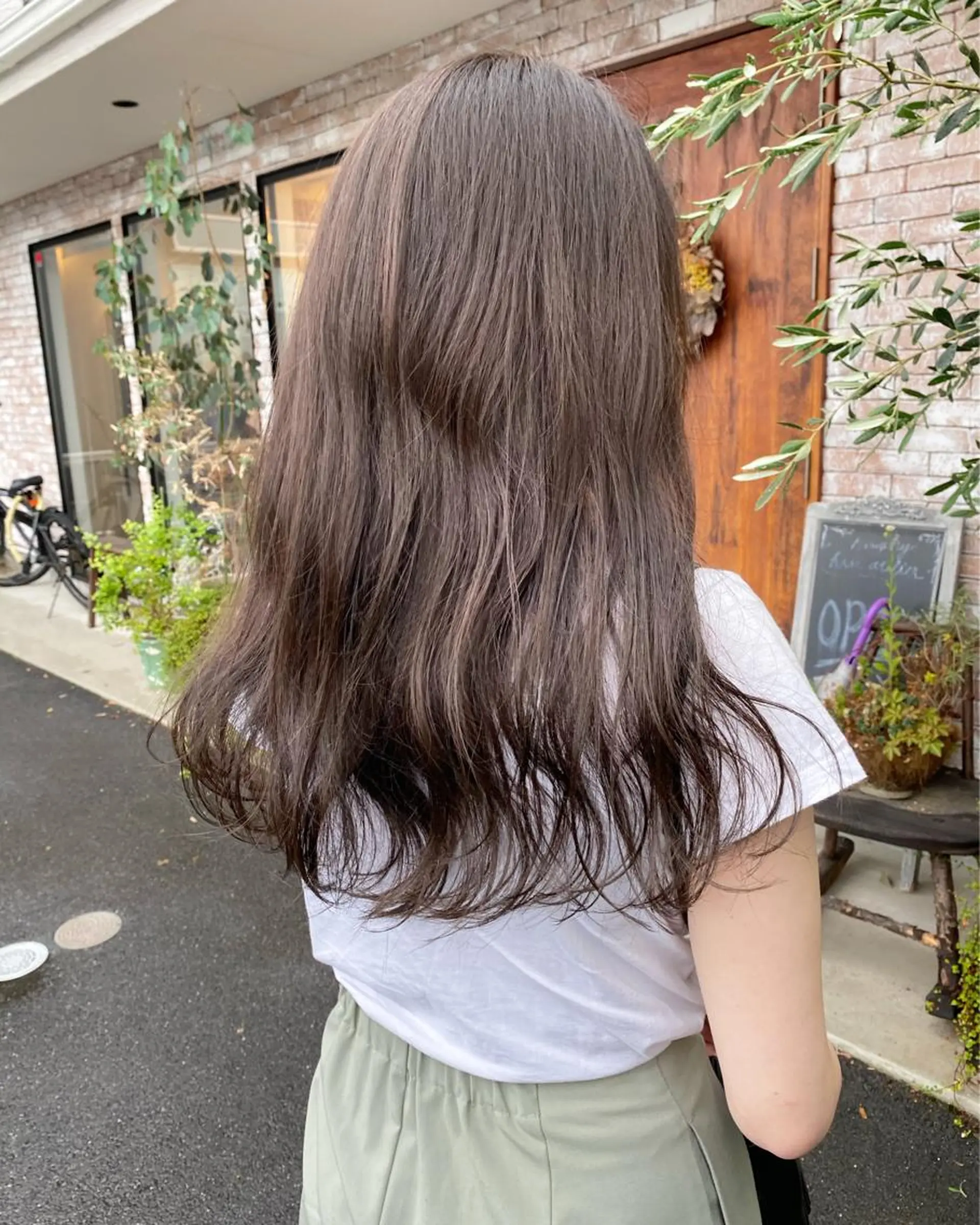 ロング カラー アッシュ ベージュカラー ブリーチ ブリーチなしカラー カット ヘアカラー トリートメント 【浜松・豊橋】 ニシモトのヘアスタイル