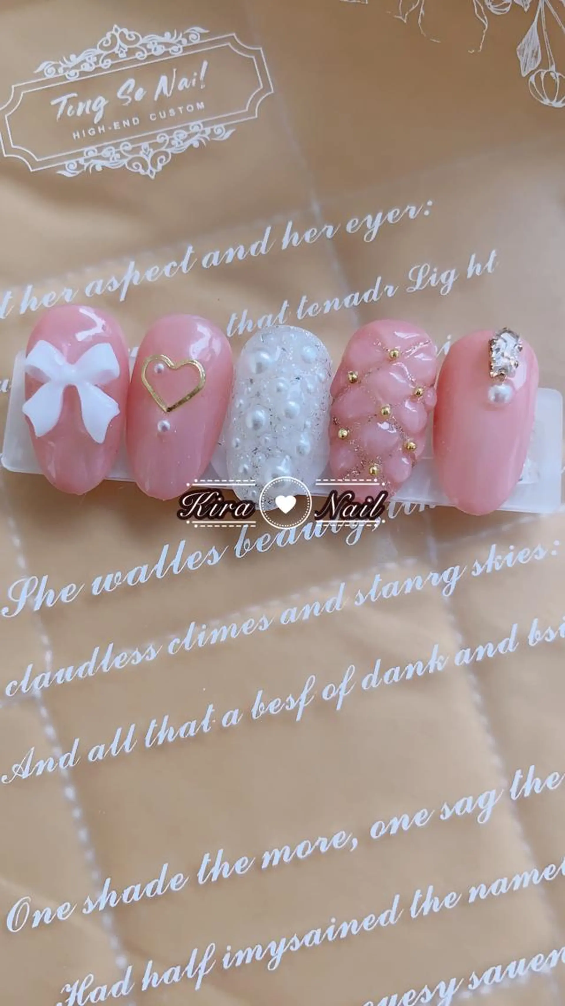 ネイル ジェルネイル ハート スカルプネイル ソフトジェル ネイルチップ ハンドネイル ハンドケア Kira Nailのネイルデザイン