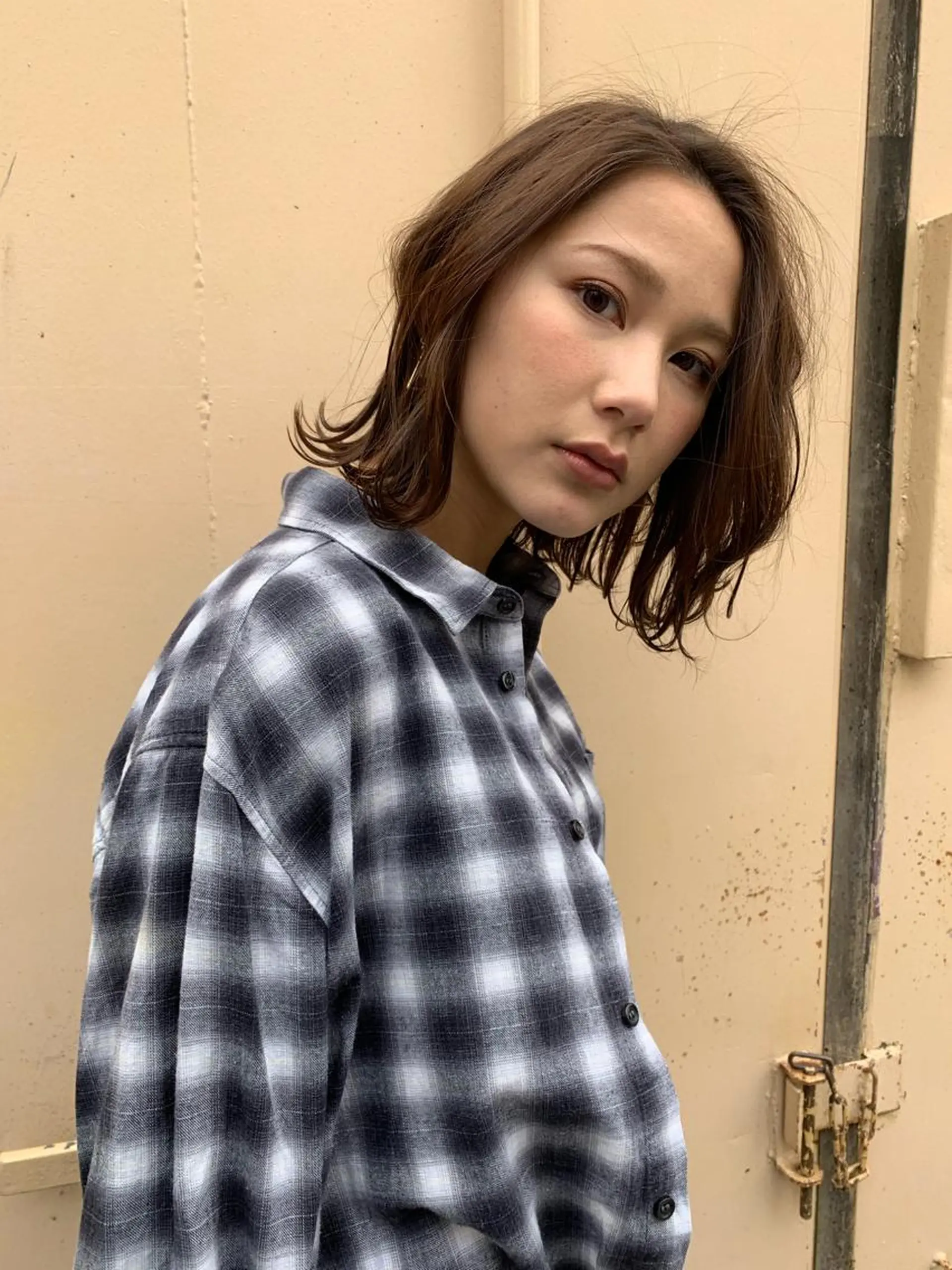 ミディアム カラー 安達 俊亮のヘアスタイル