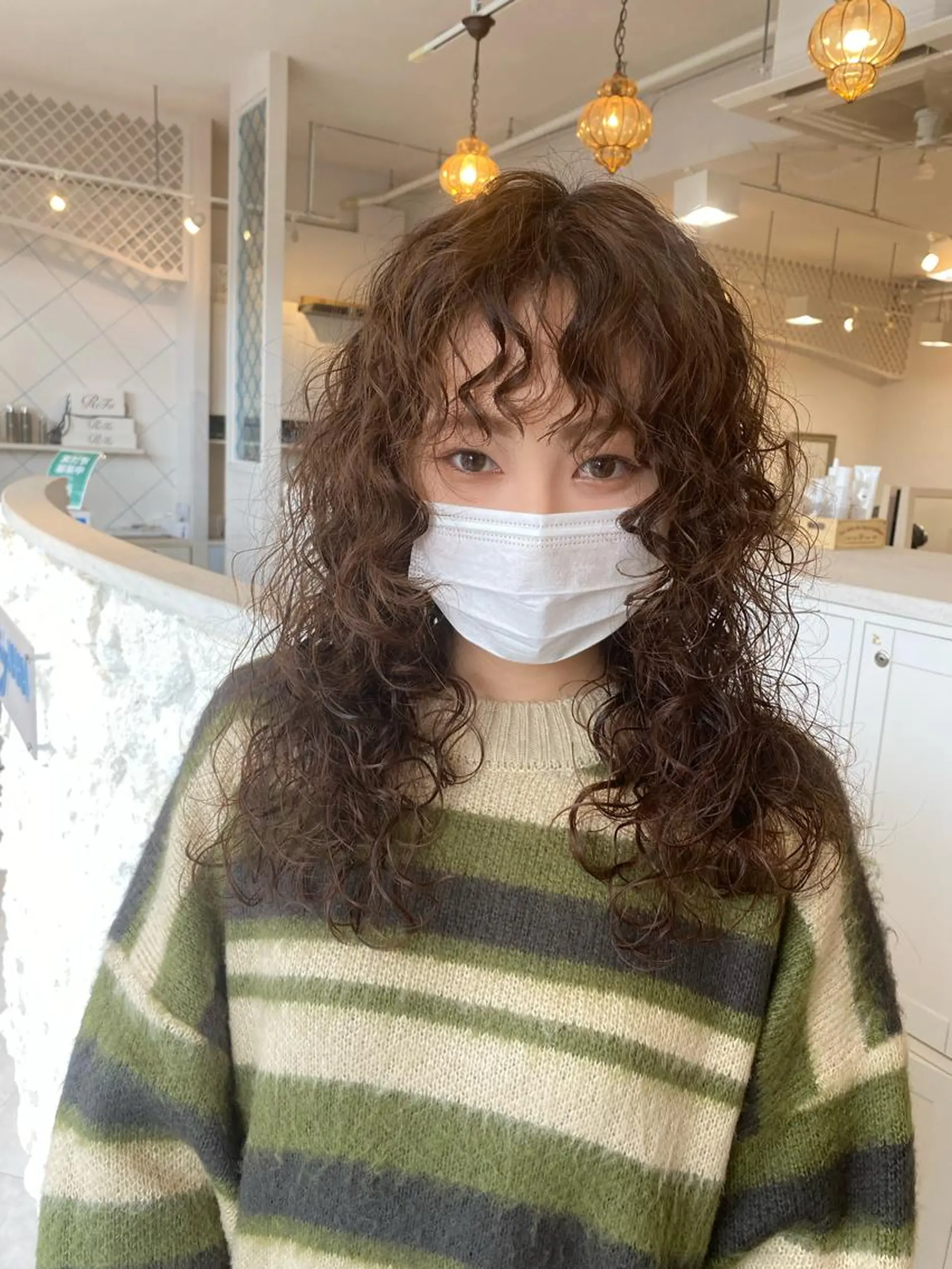 ロング パーマ スパイラルパーマ カット パーマ 饒平名 知也のヘアスタイル