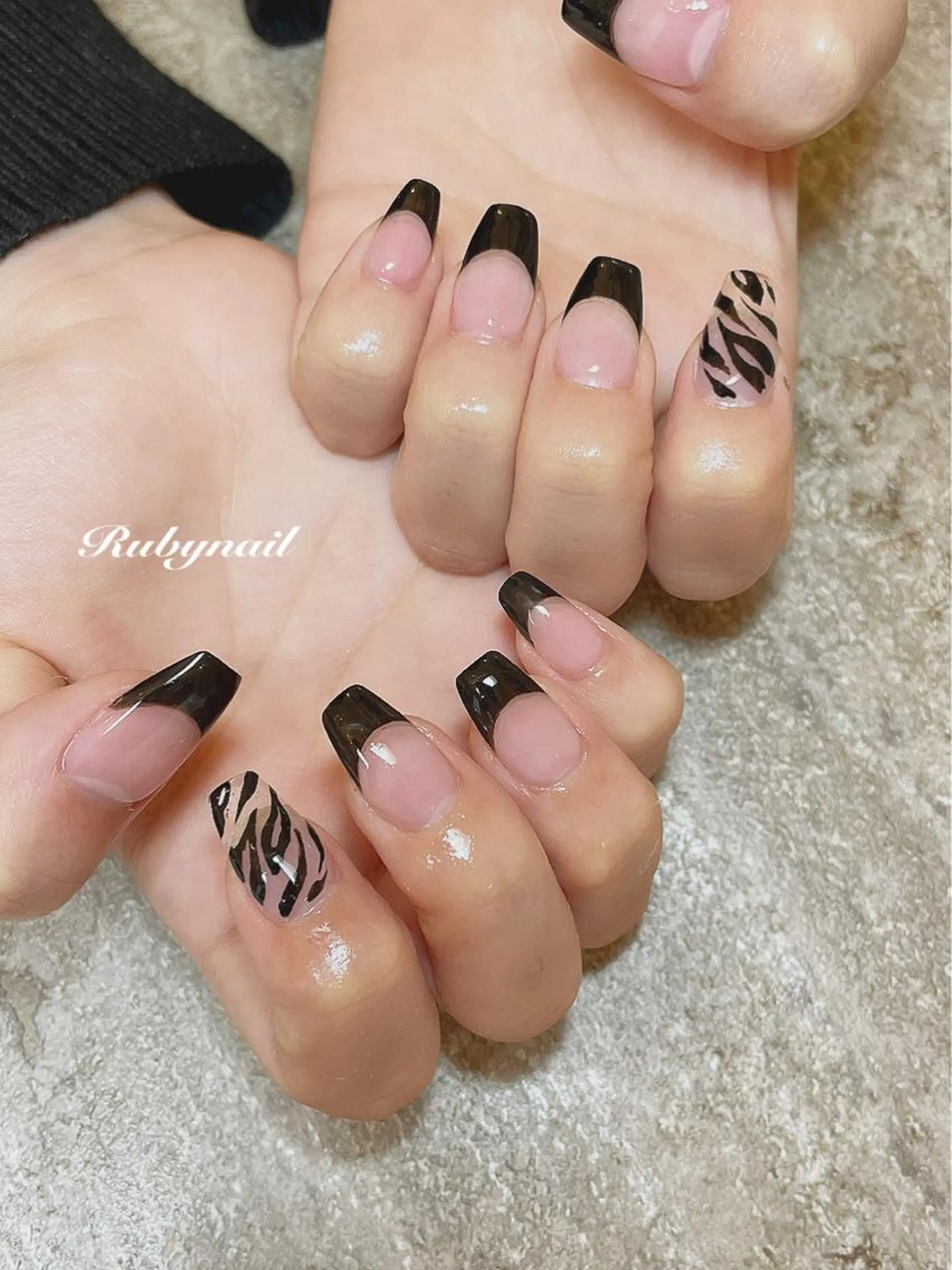 ネイル アニマル柄 フレンチネイル プライベートサロン Rubynailのネイルデザイン
