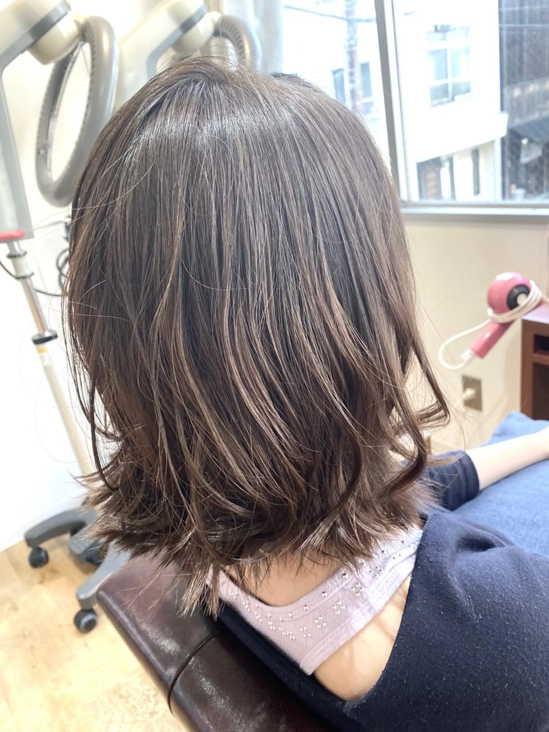 ミディアム カラー イルミナカラー ボブ カット ヘアカラー トリートメント Kazu .Kのヘアスタイル