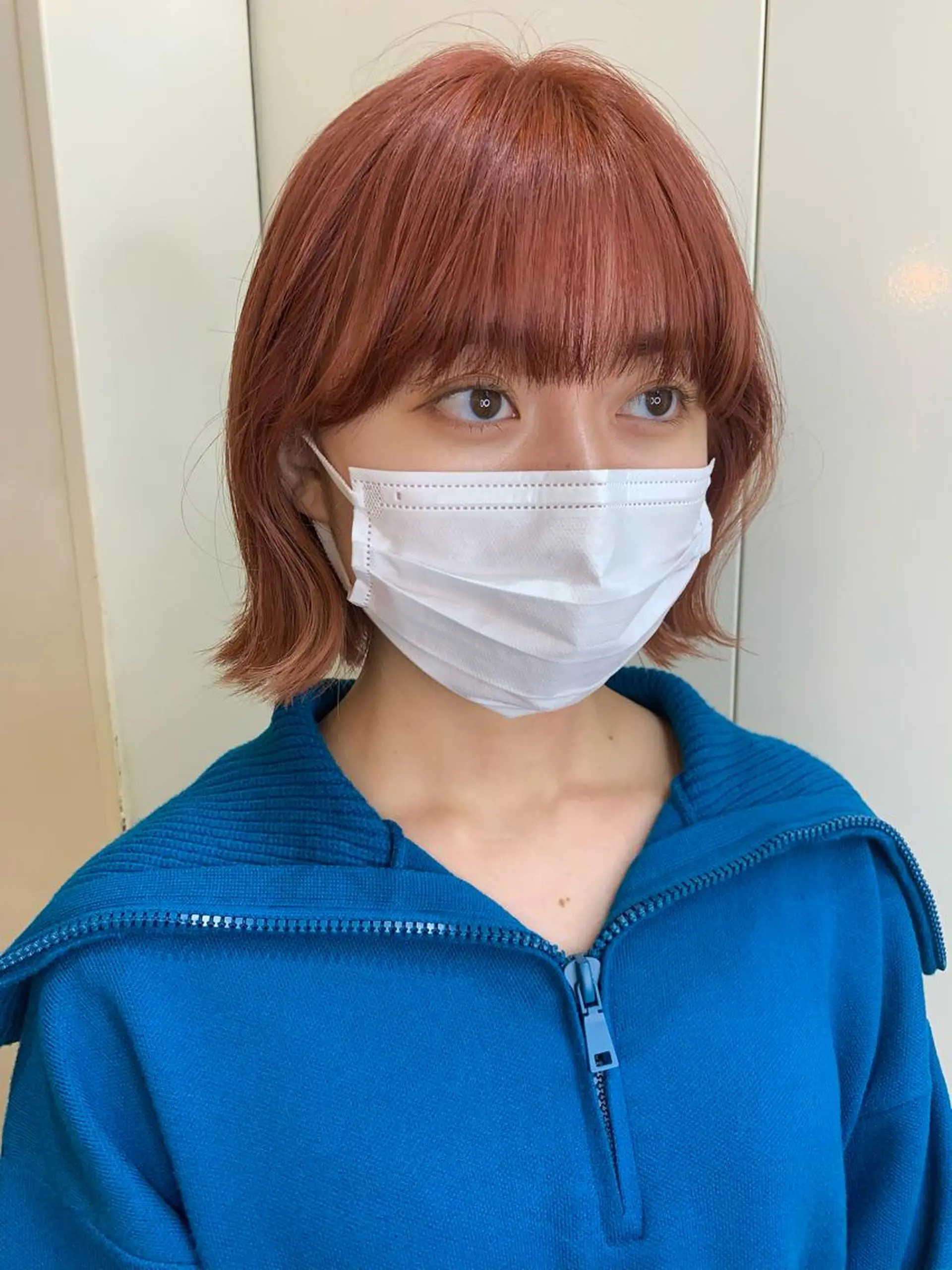 ショート カラー ブラウンカラー オレンジ オレンジブラウン オレンジピンク ピンクカラー 桃果 momokaのヘアスタイル