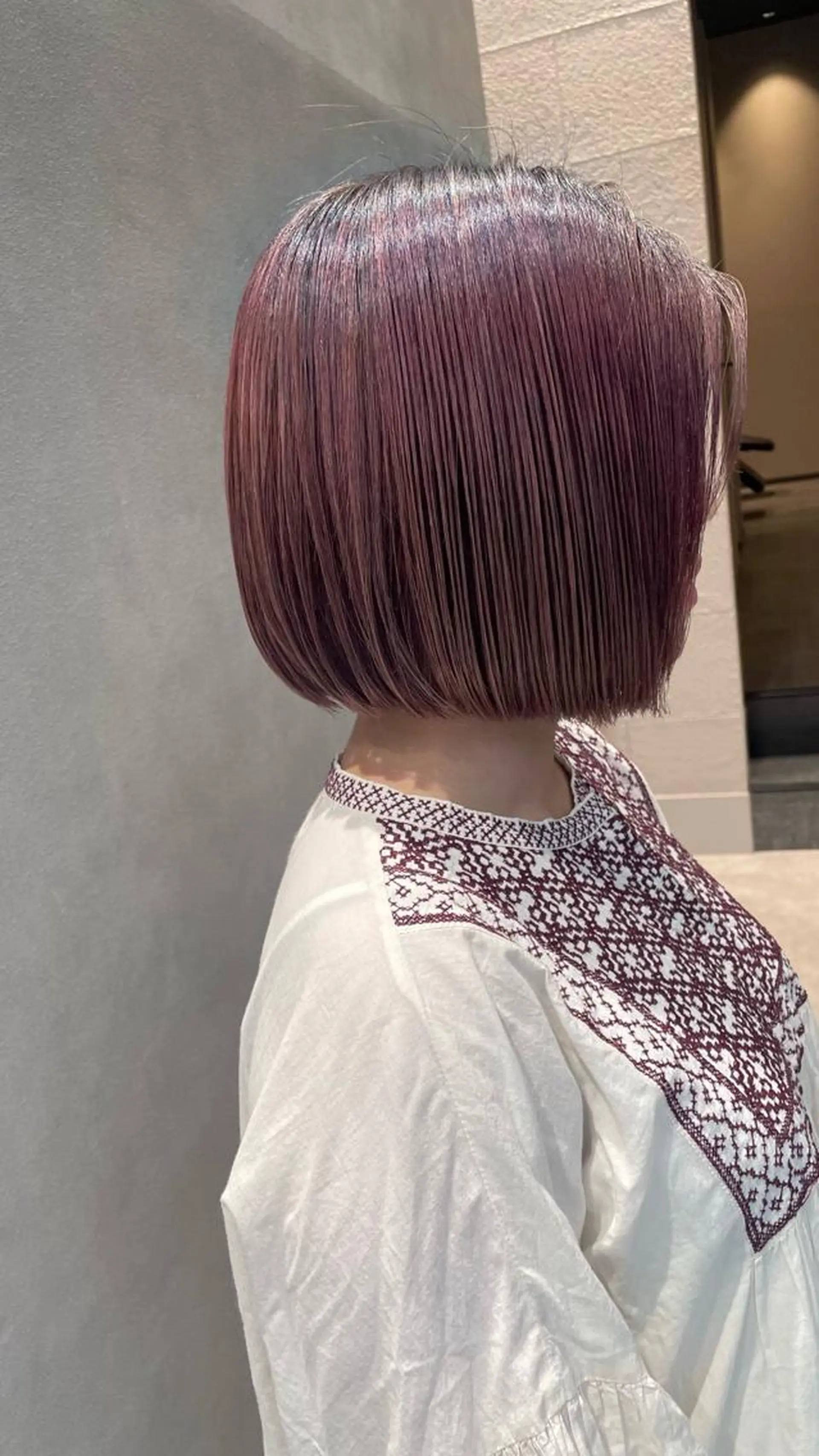 ショート カラー ラベンダーカラー ボブ EMANONシェアサロン心斎橋店所属・韓国メンズヘア　ミル クティボブ　足立佳代のヘアスタイル