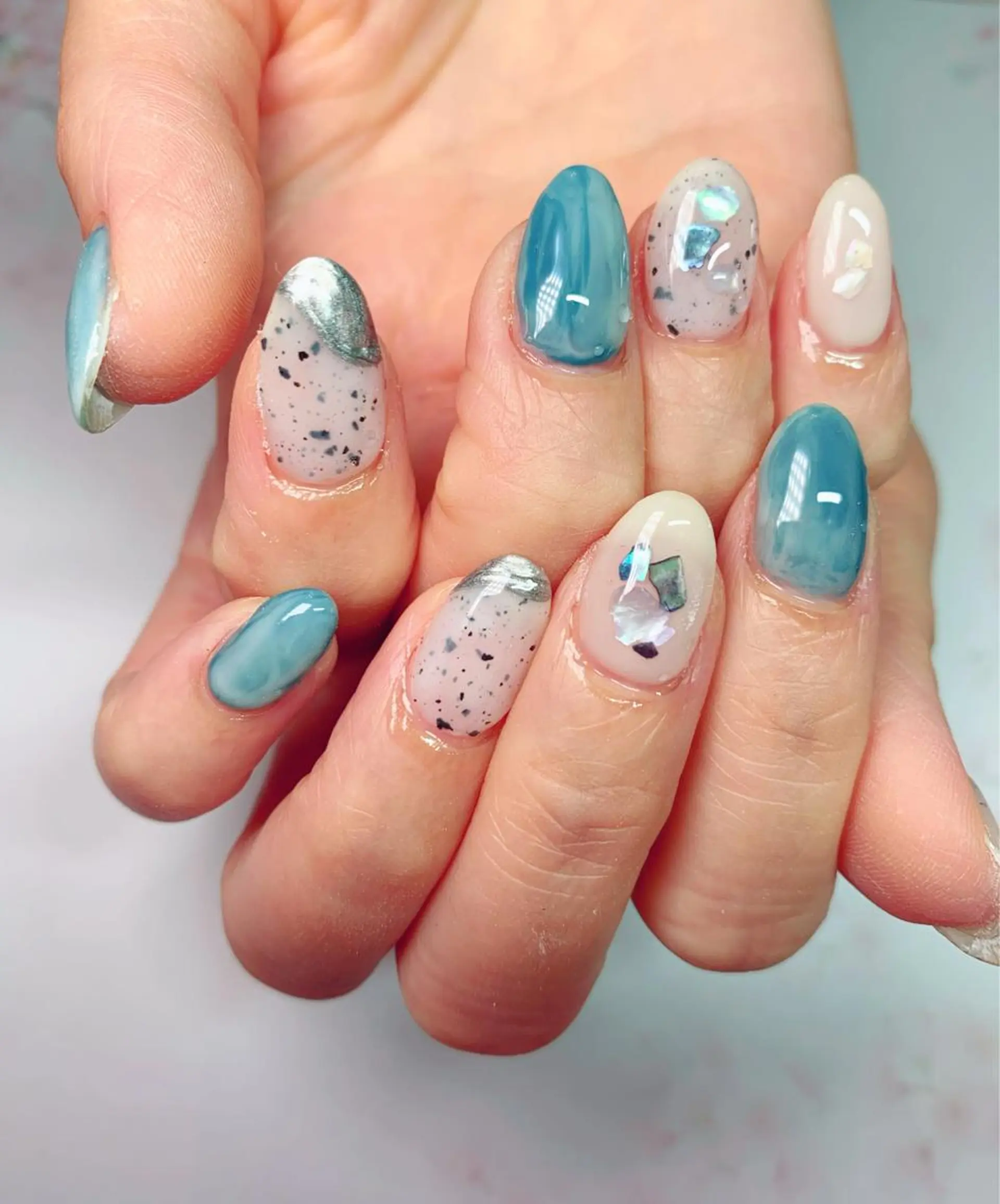 ネイル miu miuのネイルデザイン