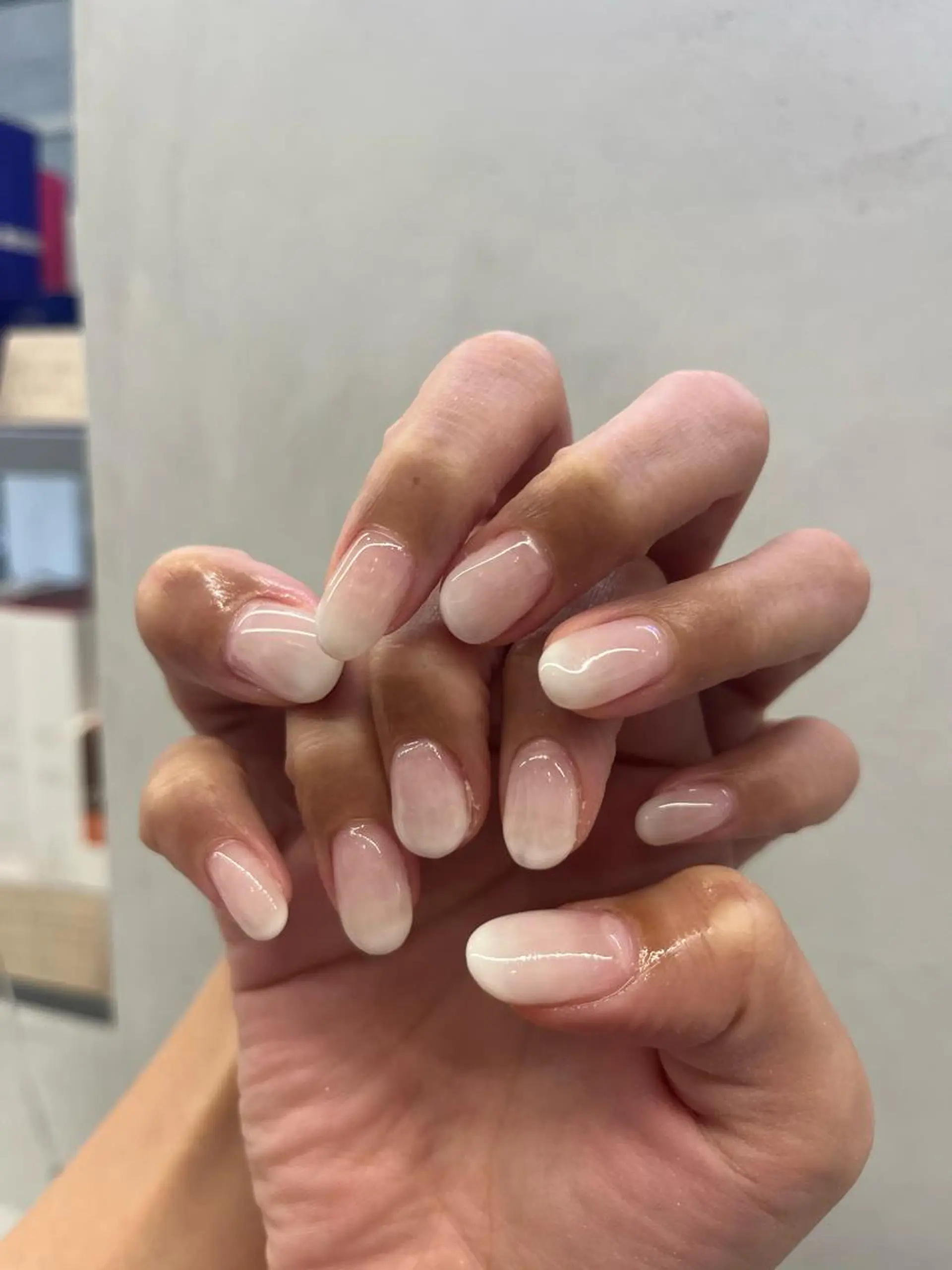 ネイル グラデーション aloalo MIKAのネイルデザイン