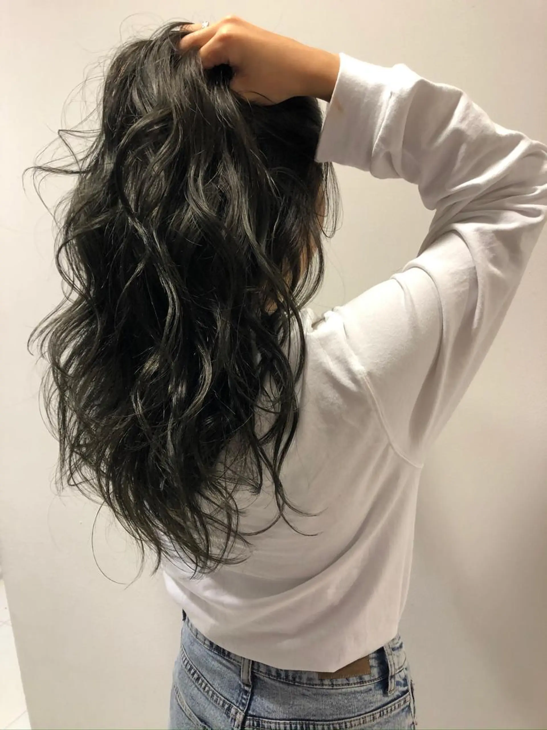 ロング ヘアカラー アートディレクター ワダヒサノリのヘアスタイル