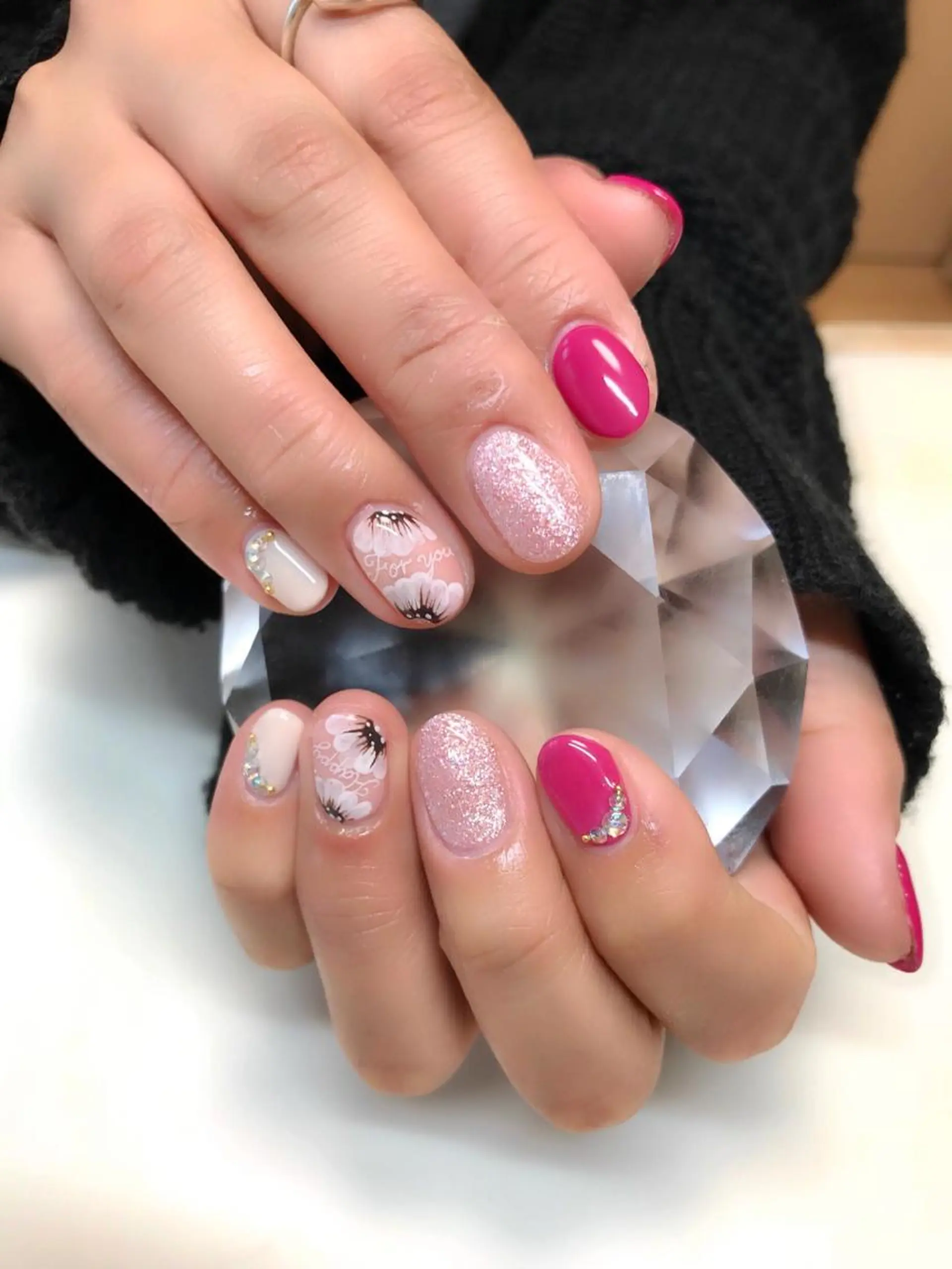 ネイル 春ネイル ハンドネイル 'mm  (ミリ) ＭＡＮＡＭＩのネイルデザイン