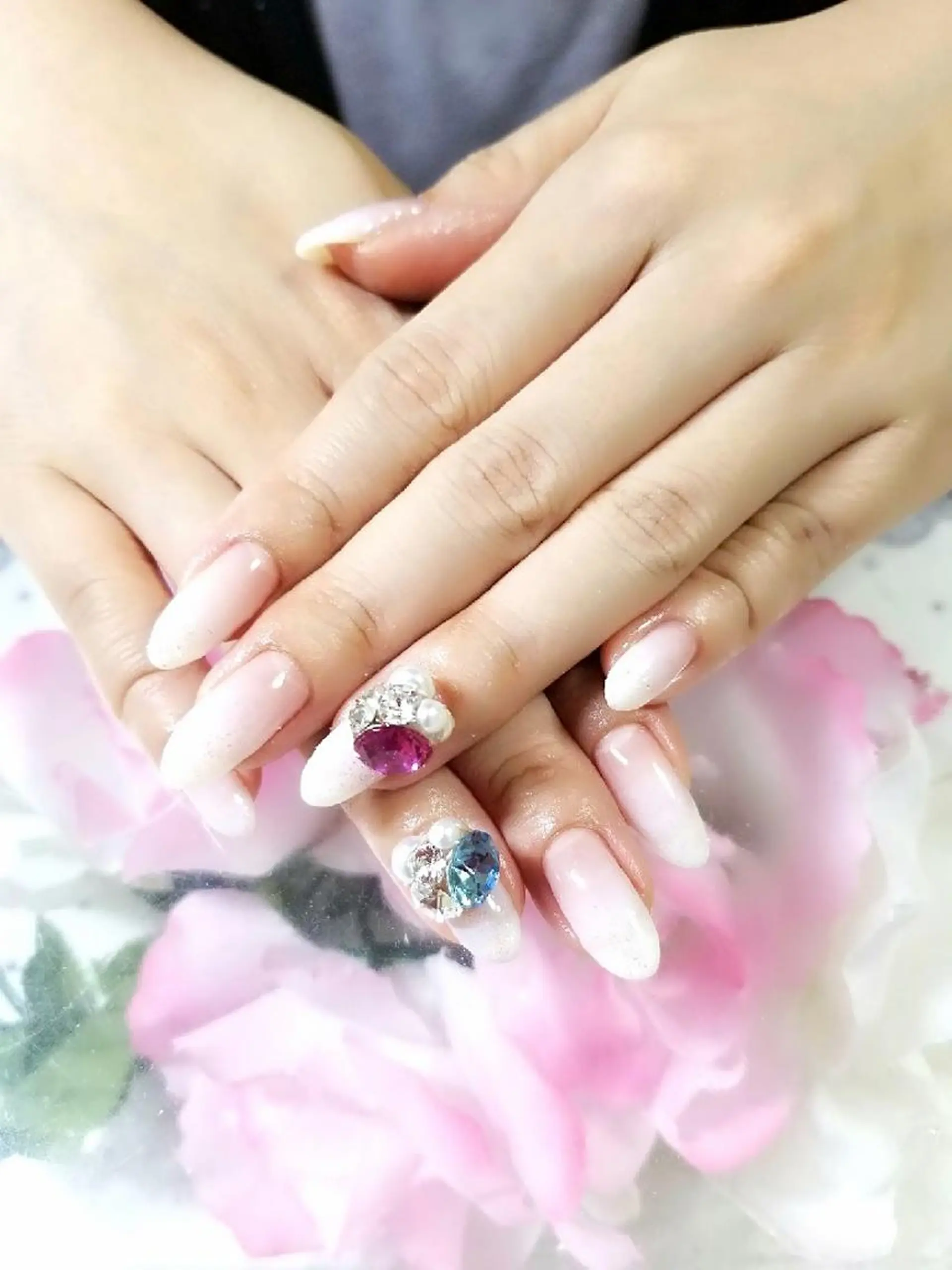 ネイル グラデーション nail salon ipuniのネイルデザイン